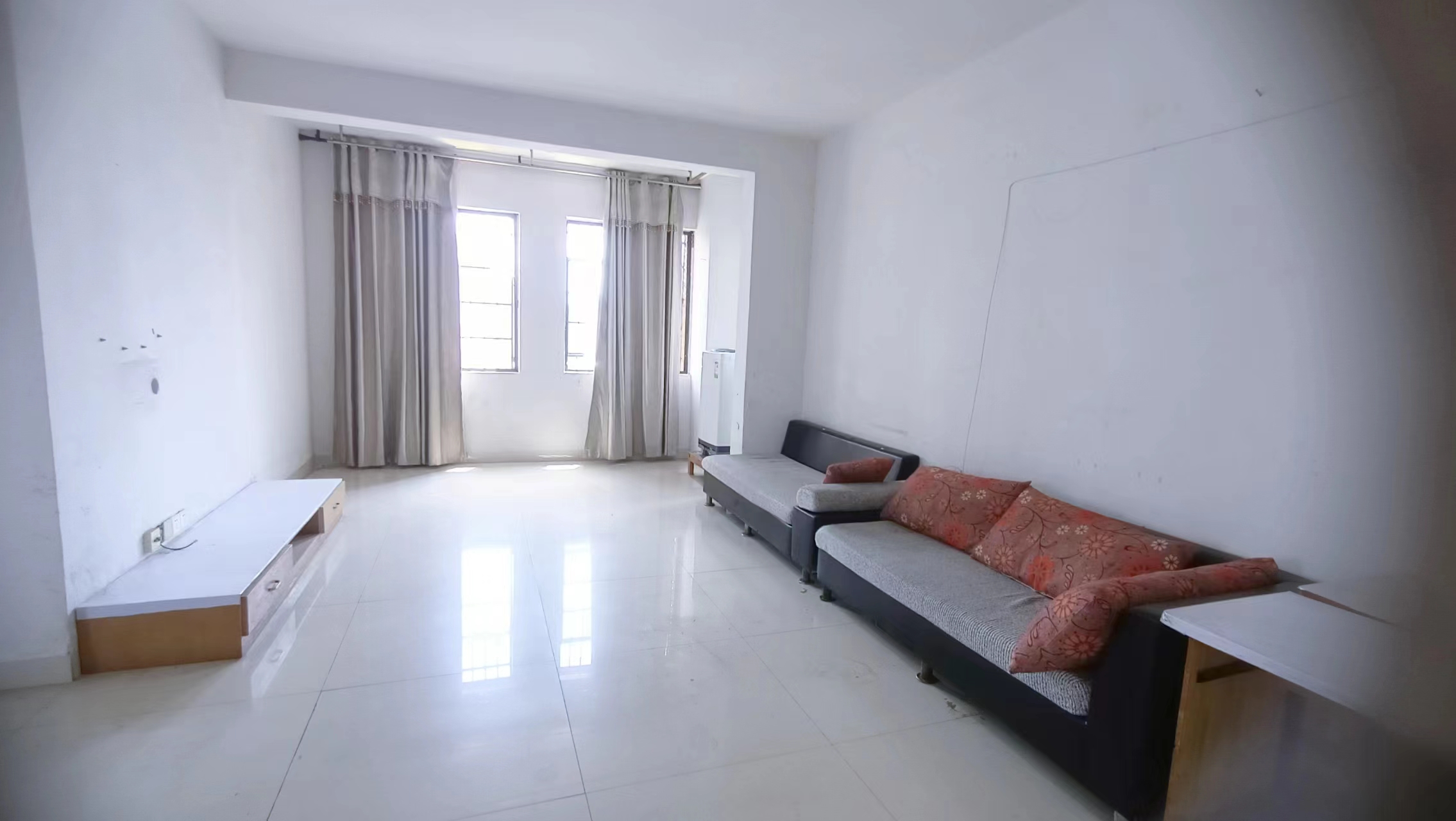 嘉盛华府 2室2厅1卫 39.8万 嘉盛华府 2室2厅1卫 39.8万室内图