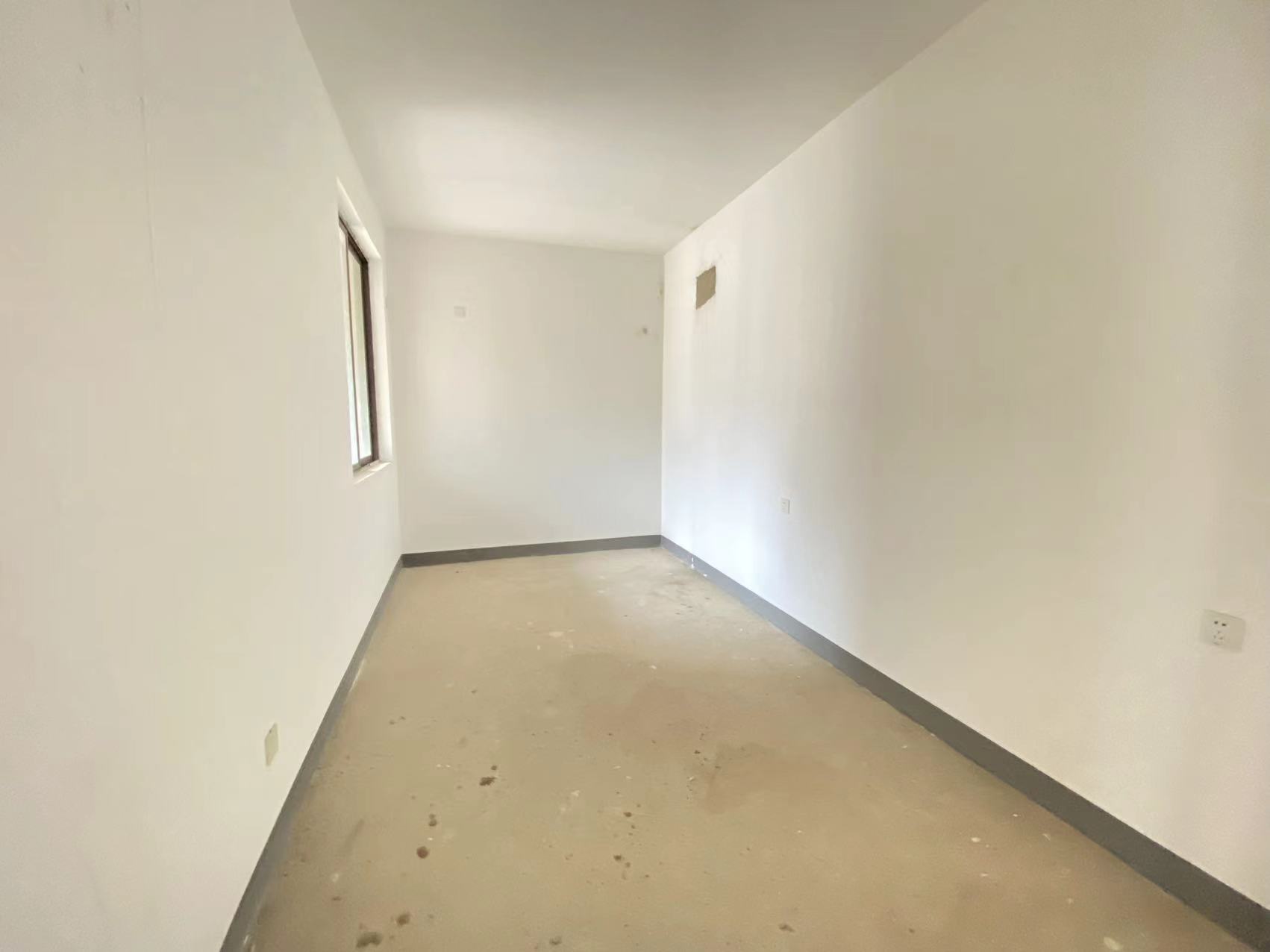 中泰财富湘江 3室2厅2卫 66.0万 中泰财富湘江 3室2厅2卫 66.0万室内图