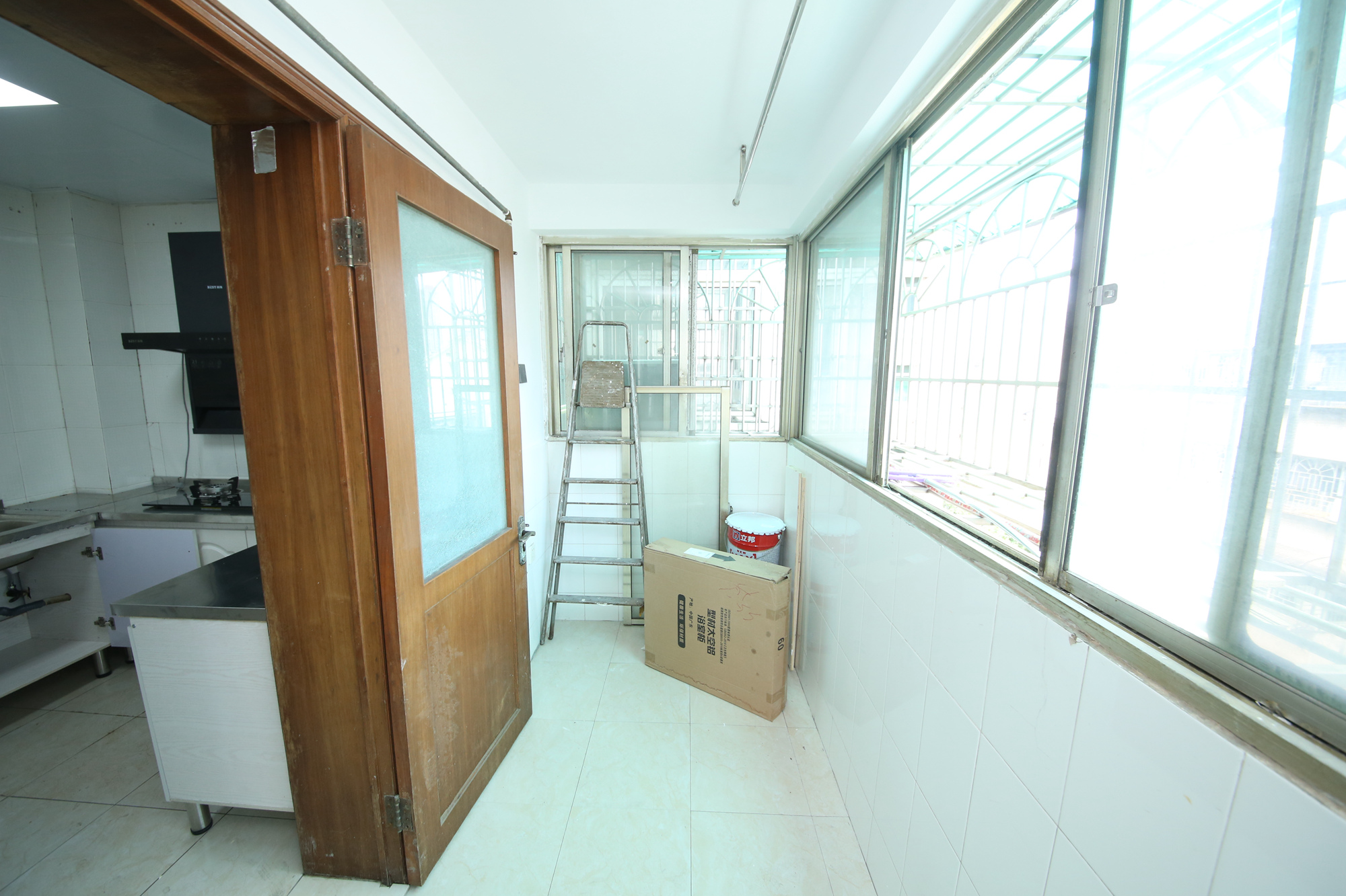 安泰新村  4室2厅2卫   80.00万其他