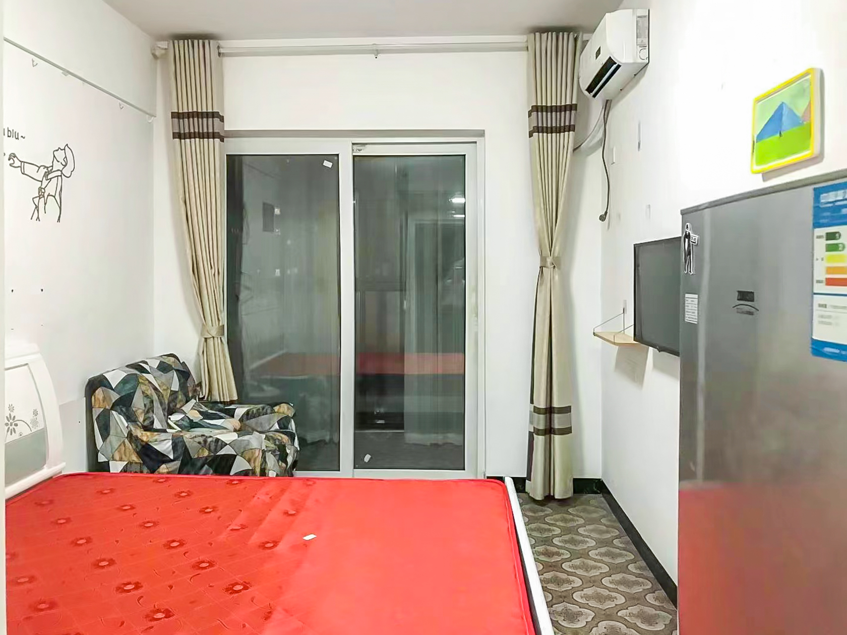 金科时代中心 1室1厅1卫 21.56万 金科时代中心 1室1厅1卫 21.56万客厅