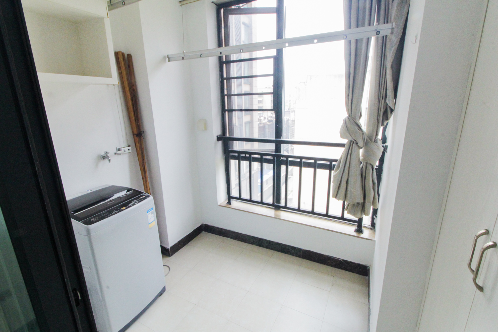 中建木莲工社  2室1厅1卫    62.8万阳台