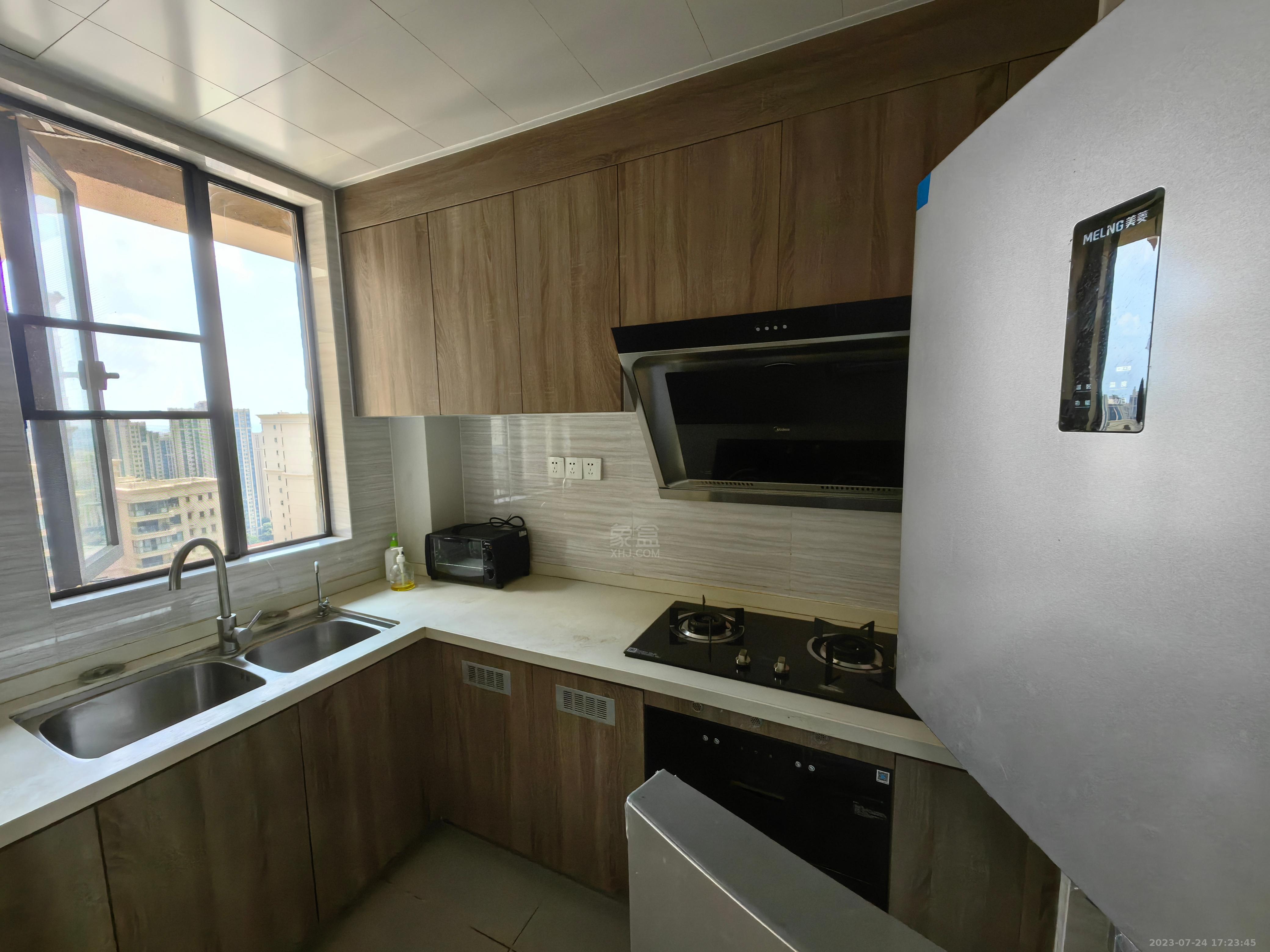 美的翰城 3室2厅2卫 113.8万 美的翰城 3室2厅2卫 113.8万室内图