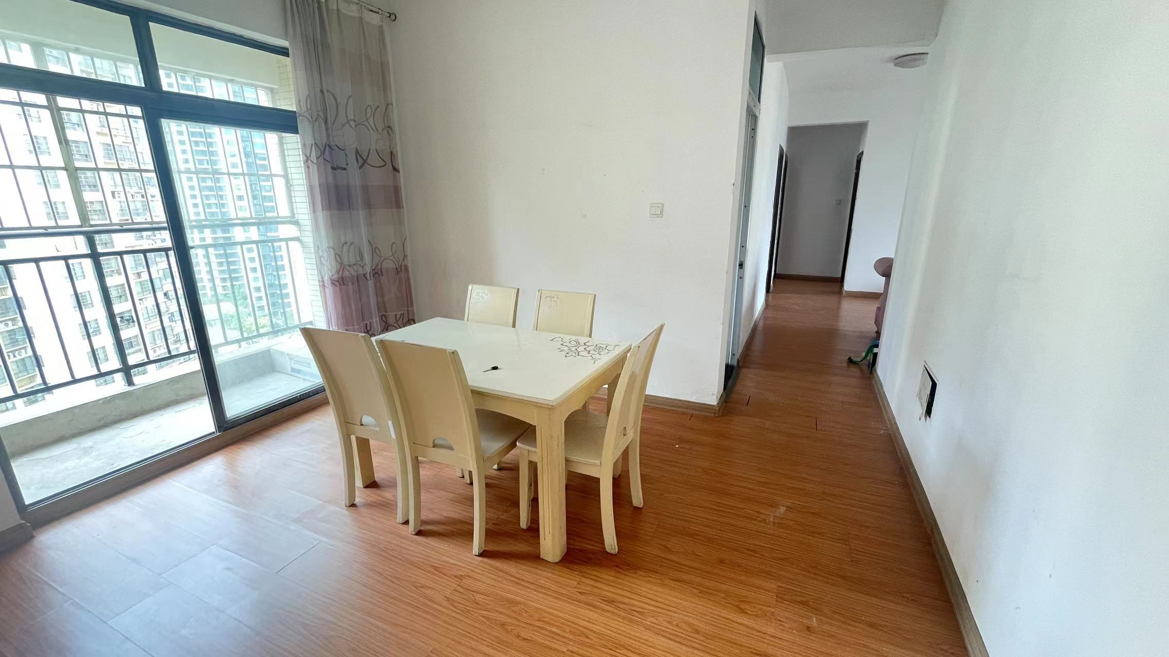 金色荷塘 3室2厅2卫 65.0万 金色荷塘 3室2厅2卫 65.0万室内图