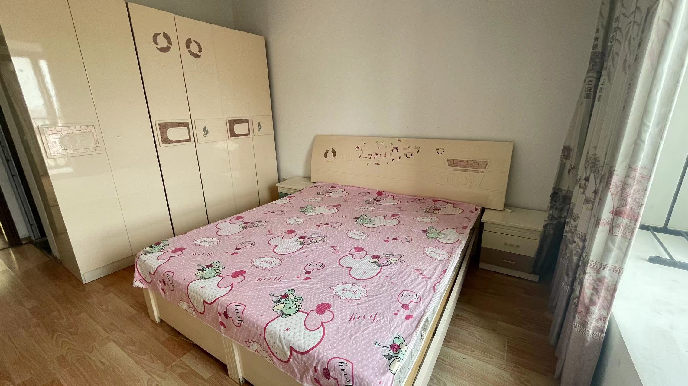 金色荷塘 3室2厅2卫 65.0万 金色荷塘 3室2厅2卫 65.0万室内图