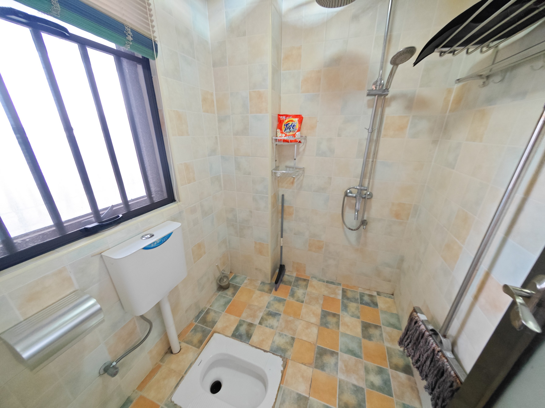 中建信和城  2室2厅1卫    85.0万 中建信和城  2室2厅1卫    85.0万卫生间