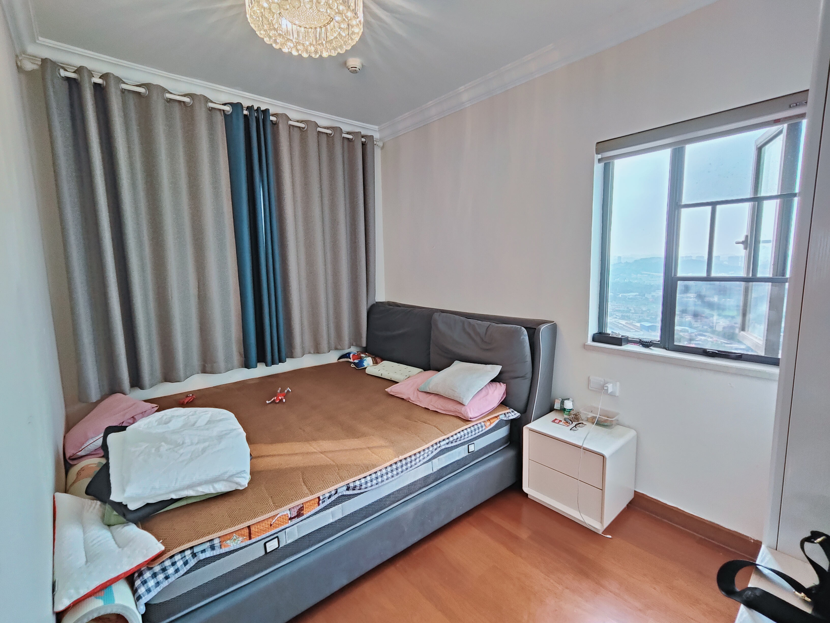 恒大御景湾 4室2厅2卫 95.0万 恒大御景湾 4室2厅2卫 95.0万室内图