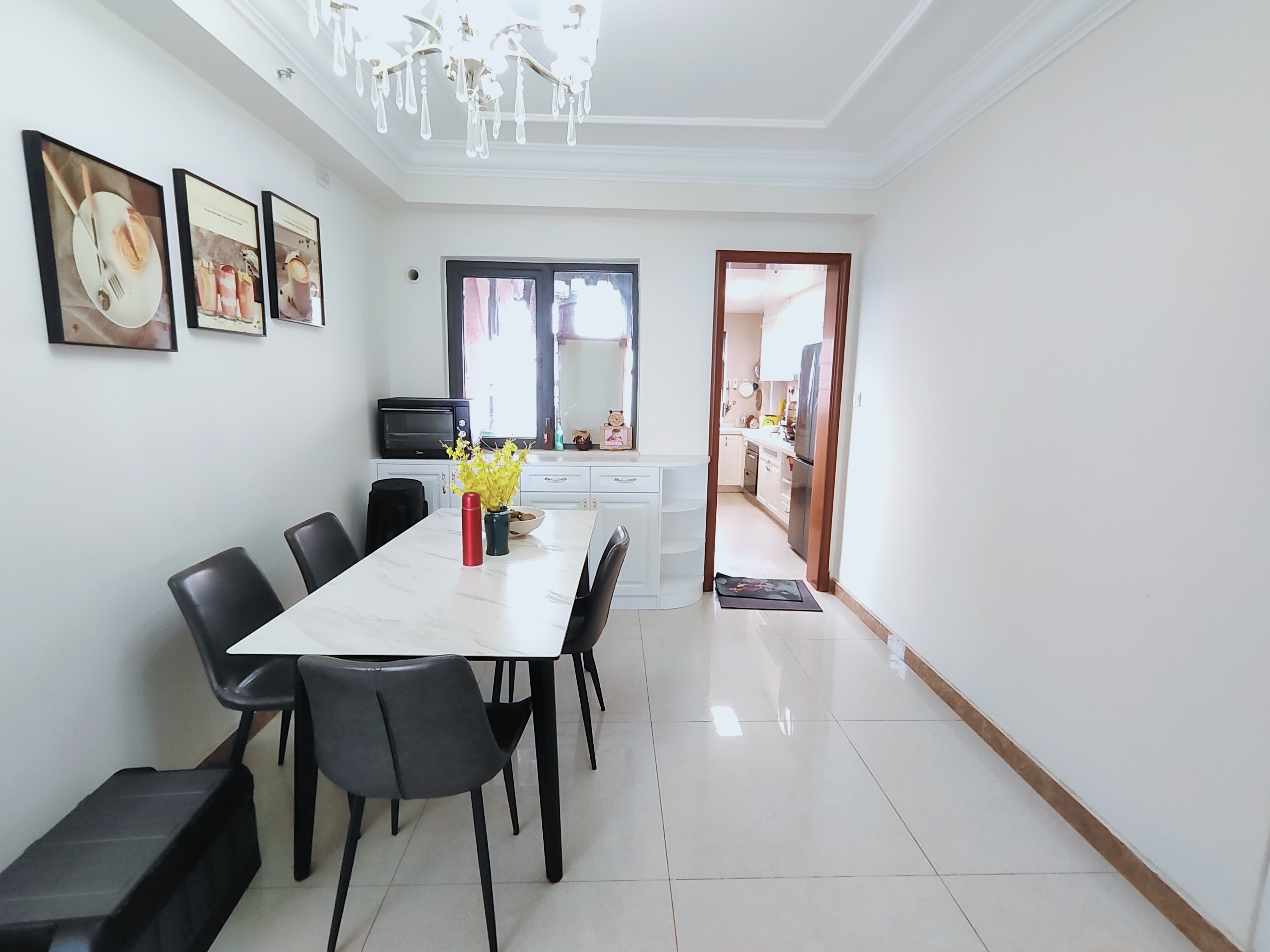 恒大御景湾 4室2厅2卫 95.0万 恒大御景湾 4室2厅2卫 95.0万室内图