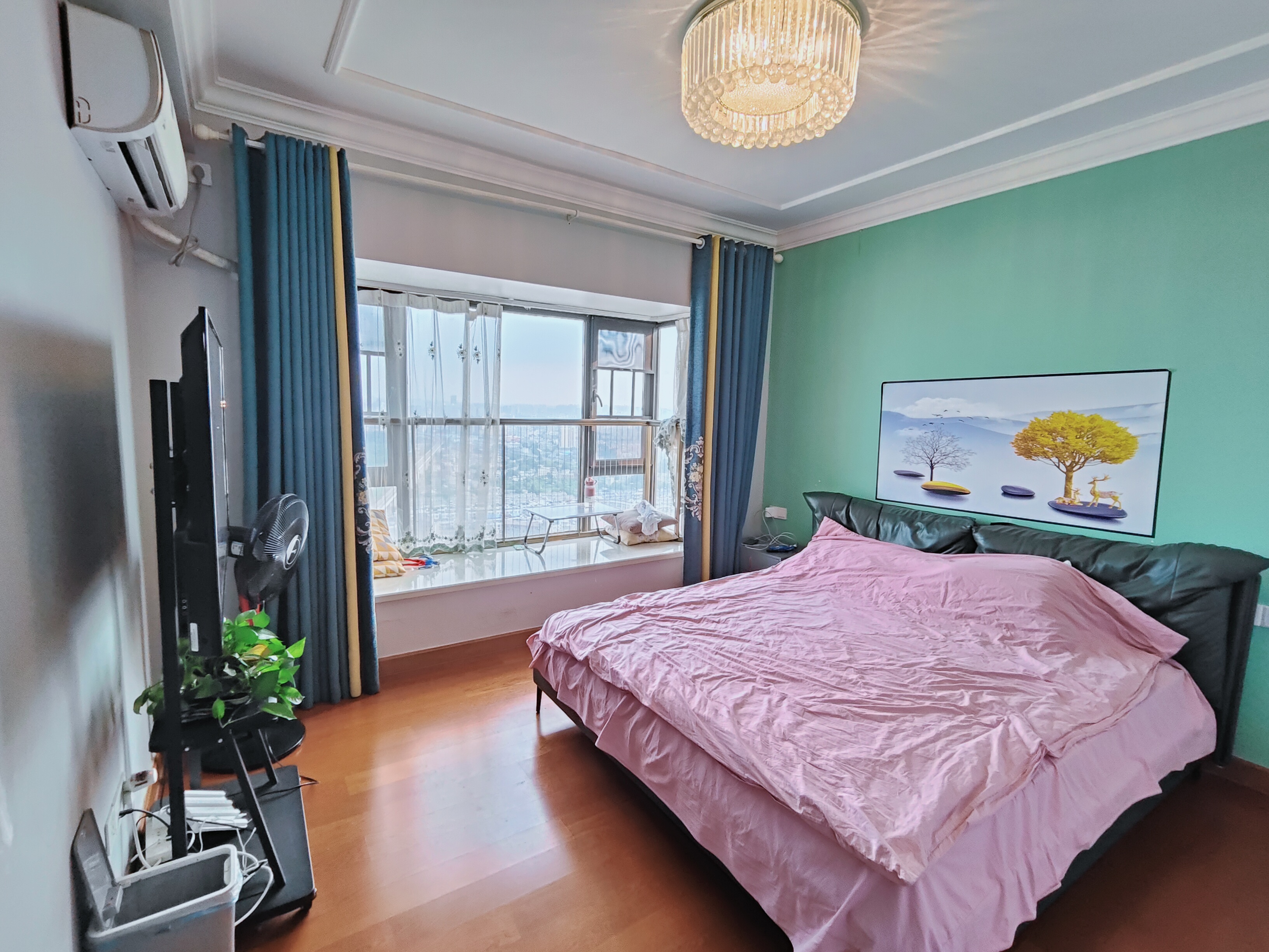 恒大御景湾 4室2厅2卫 95.0万 恒大御景湾 4室2厅2卫 95.0万室内图