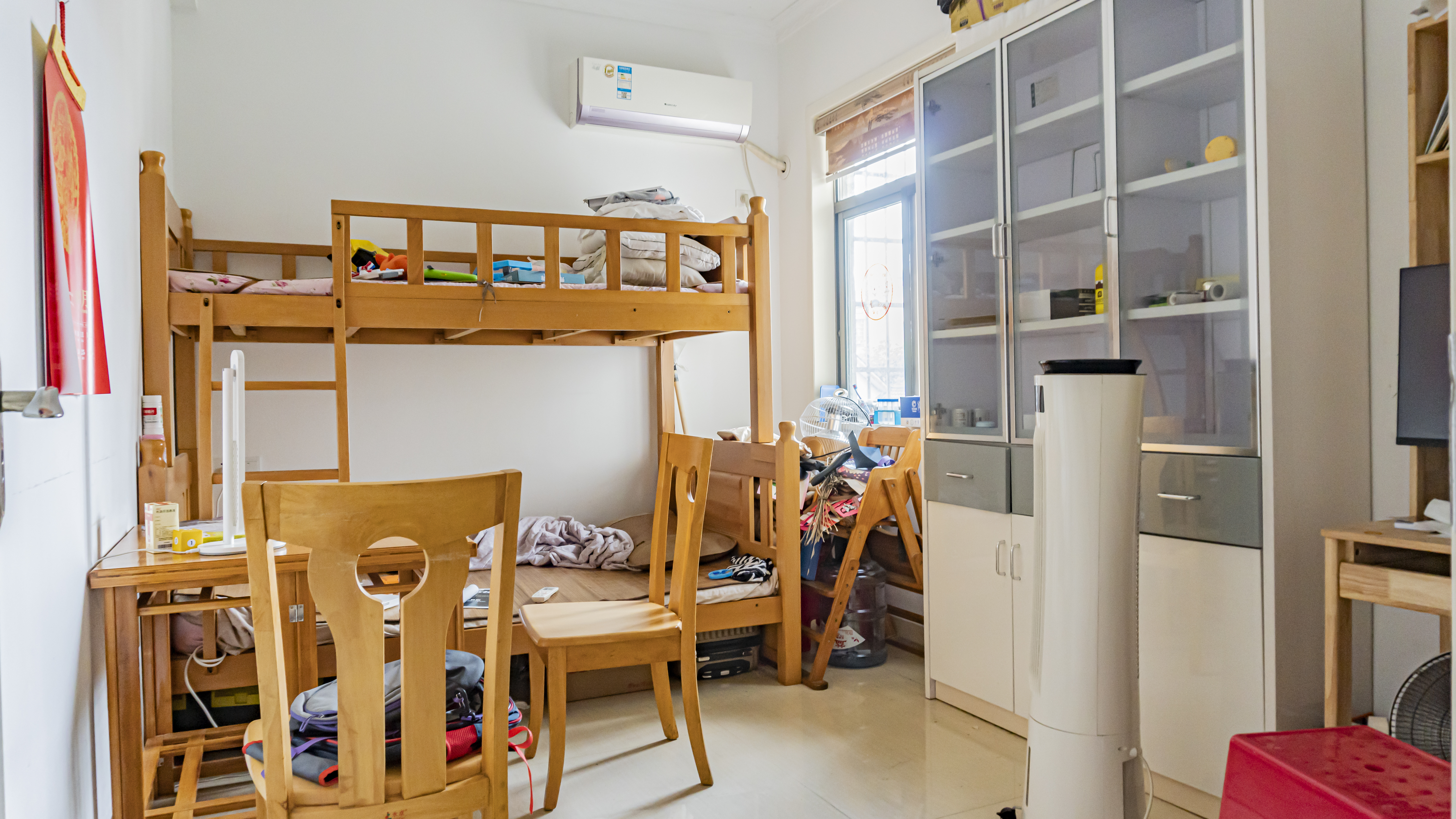 益秀园  3室2厅1卫    70.0万 益秀园  3室2厅1卫    70.0万室内图