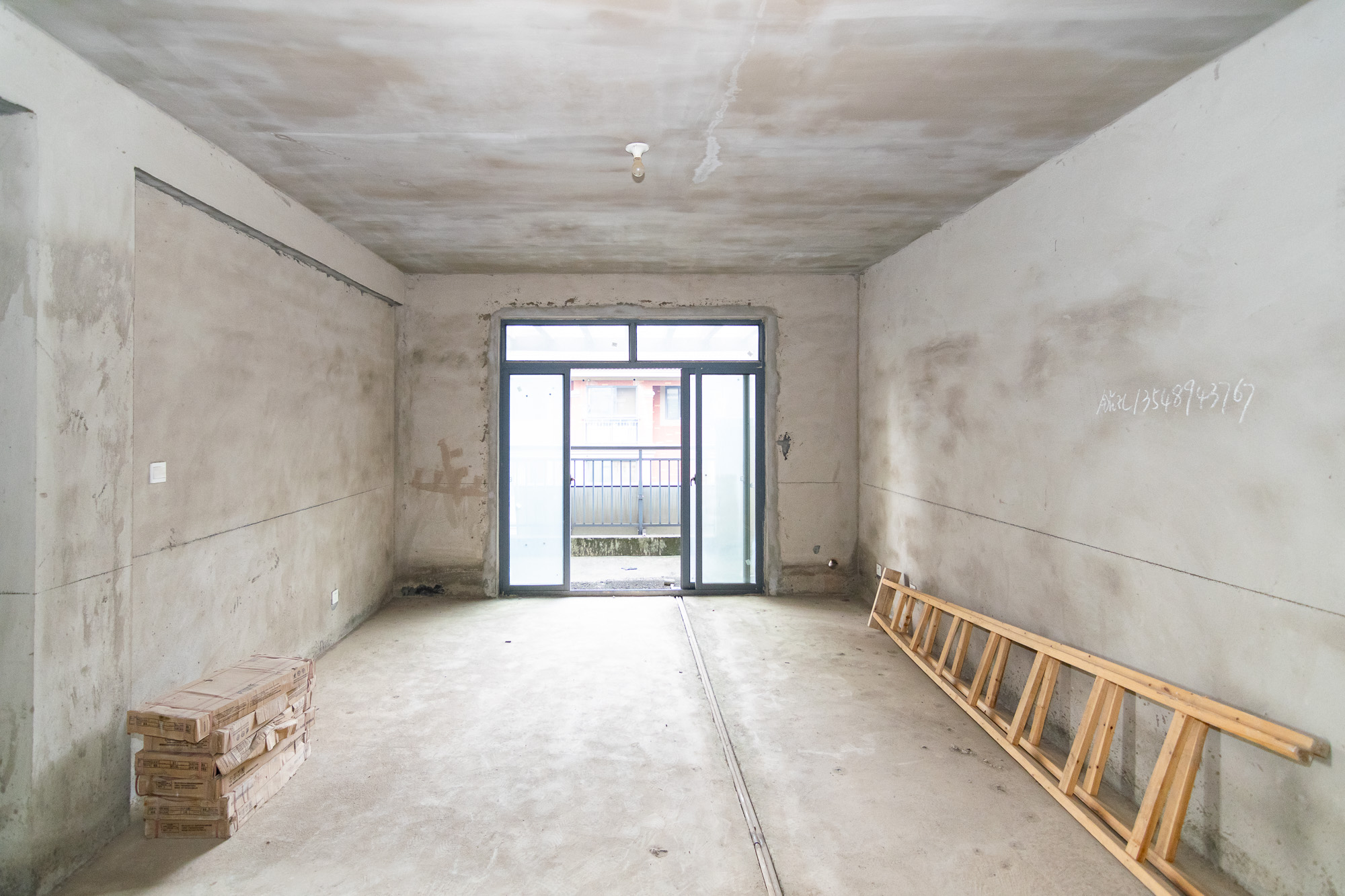 澳海澜庭 3室2厅2卫 90.5万 澳海澜庭 3室2厅2卫 90.5万客厅