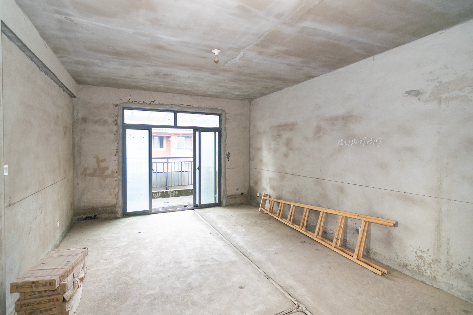 澳海澜庭 3室2厅2卫 90.5万 澳海澜庭 3室2厅2卫 90.5万客厅