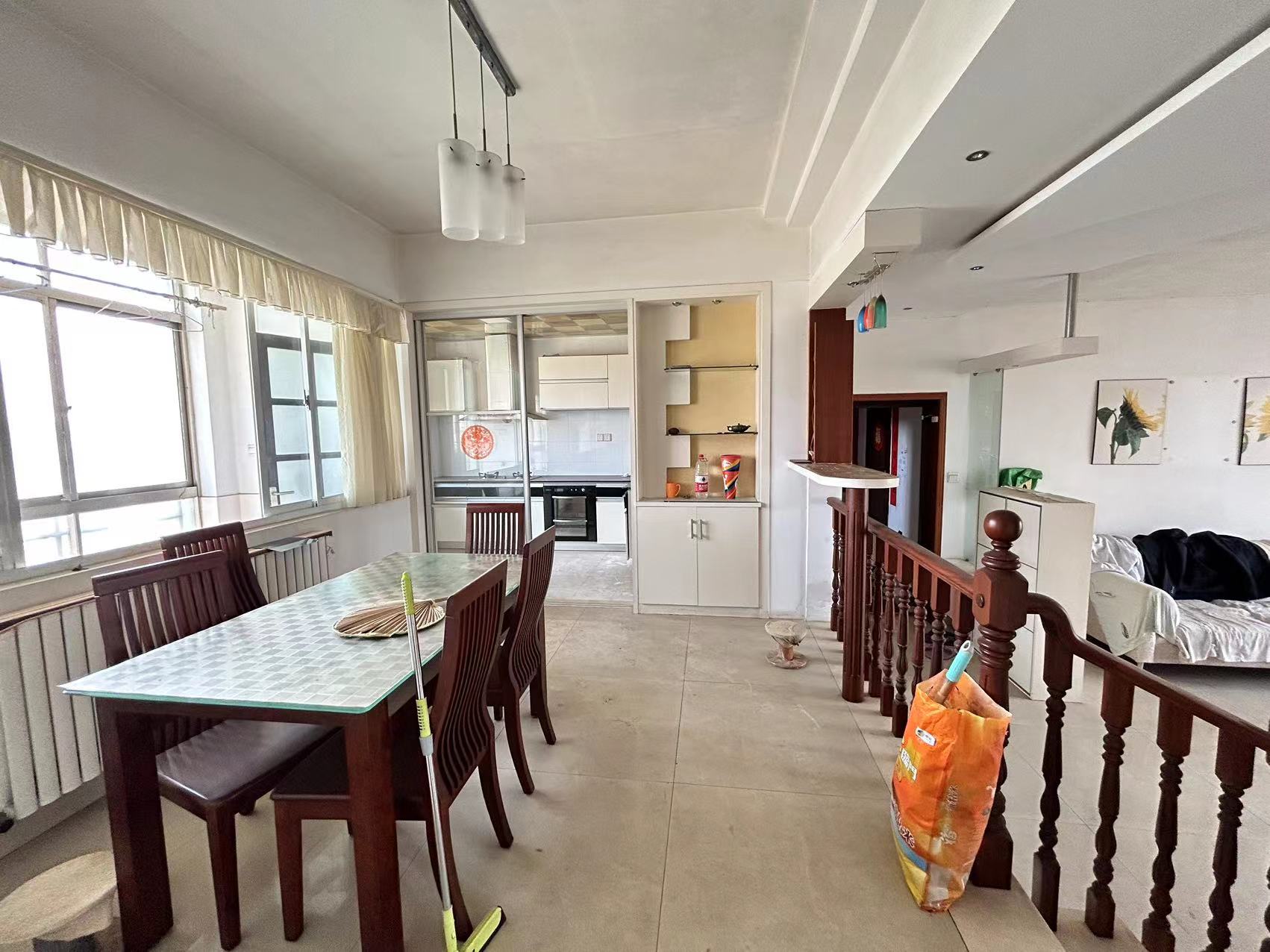 西子花园 3室2厅2卫 66.8万 西子花园 3室2厅2卫 66.8万室内图