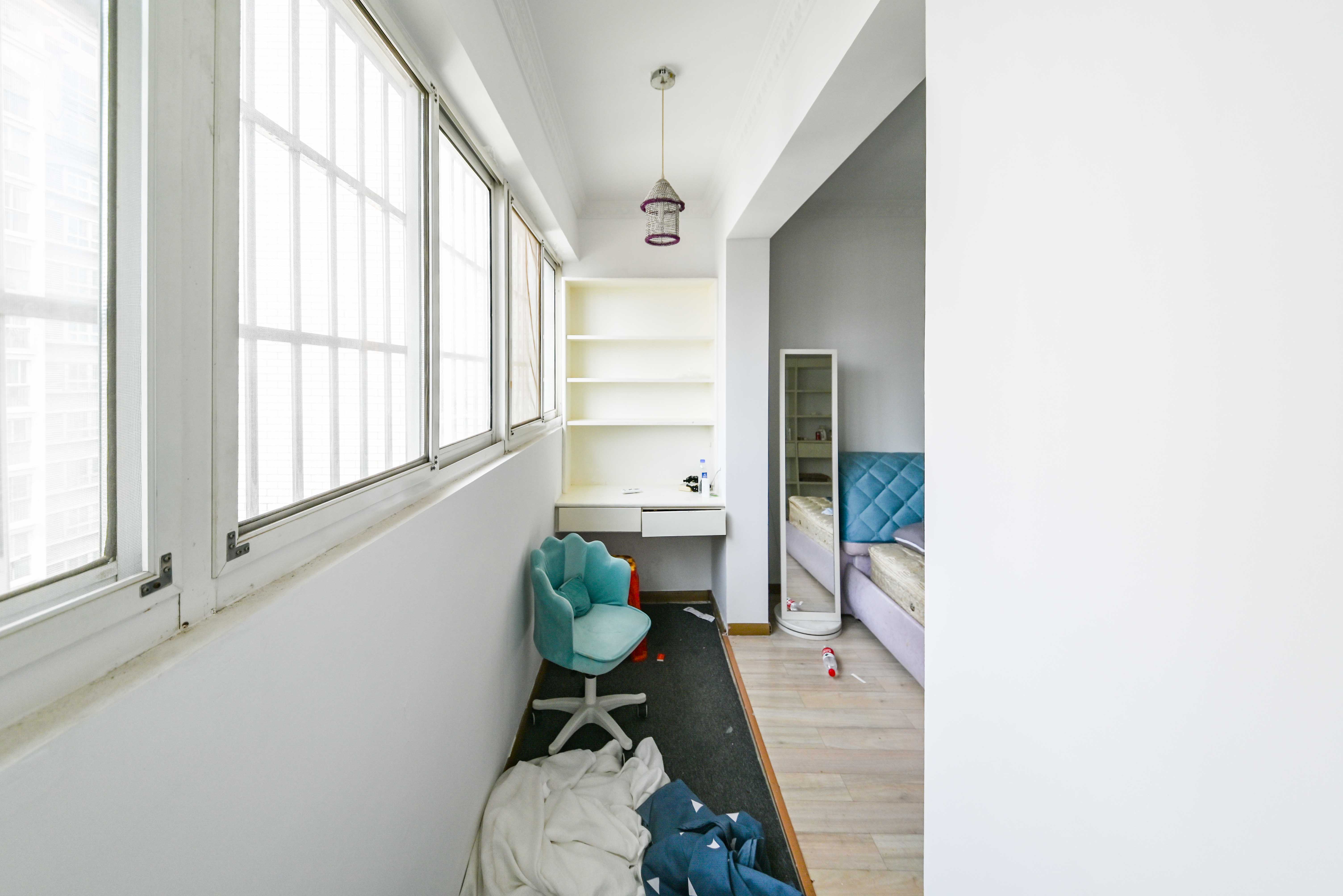 嘉盛华庭（一期、二期、三期）  5室2厅4卫    225.0万卧室