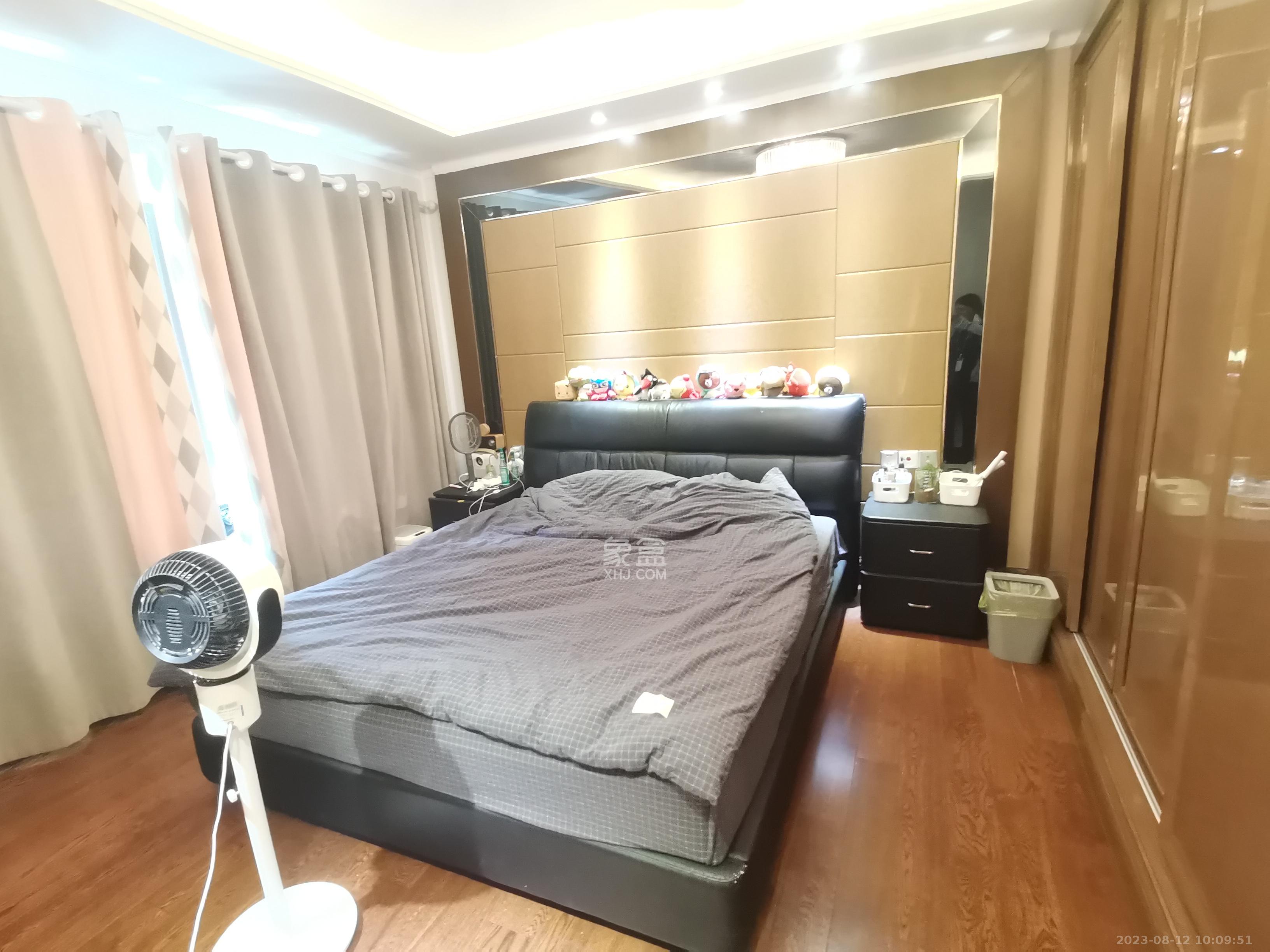 恒大御景天下城一期  4室2厅2卫    4300.0元/月室内图
