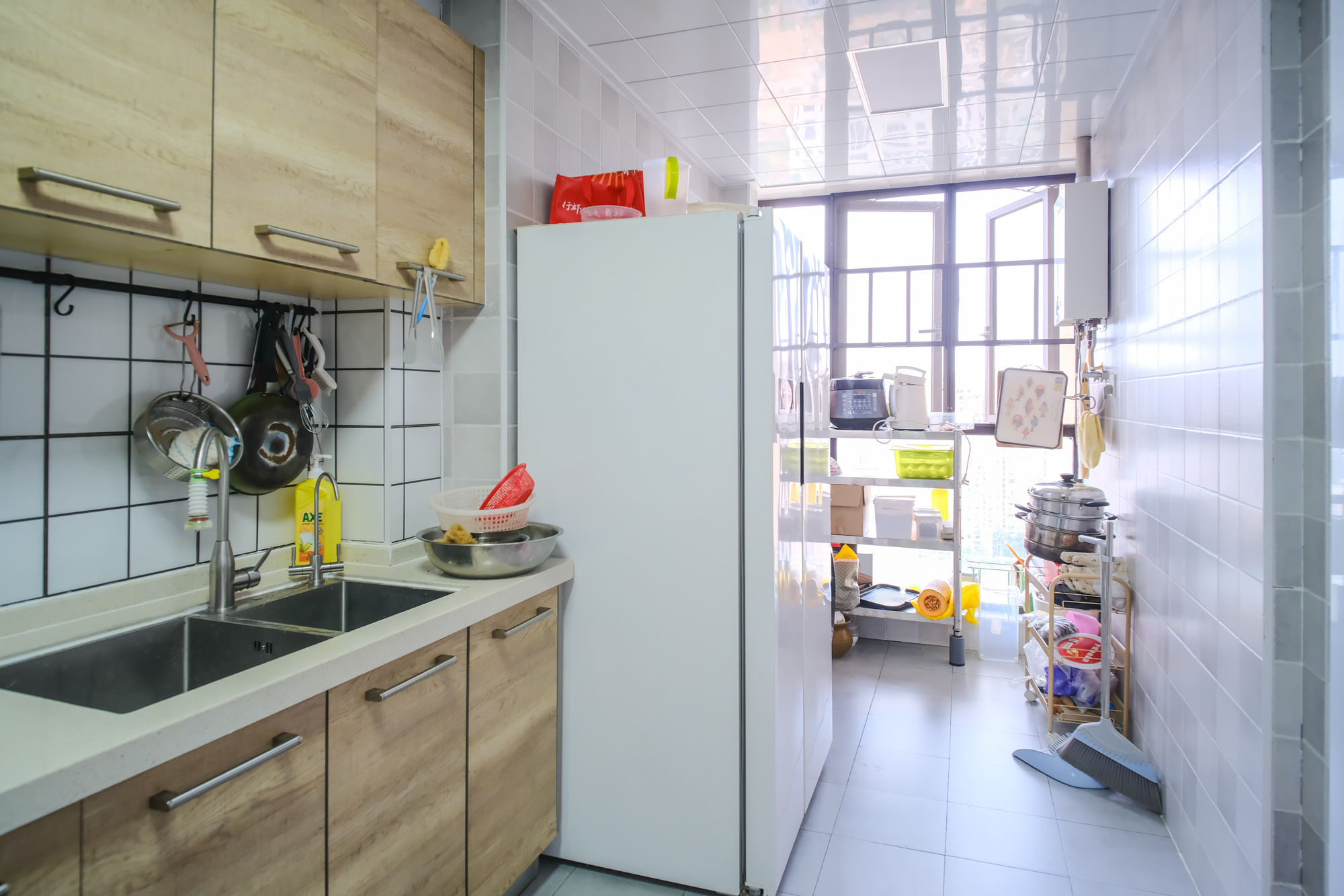 艾美潇湘 4室2厅2卫 99.8万 艾美潇湘 4室2厅2卫 99.8万厨房