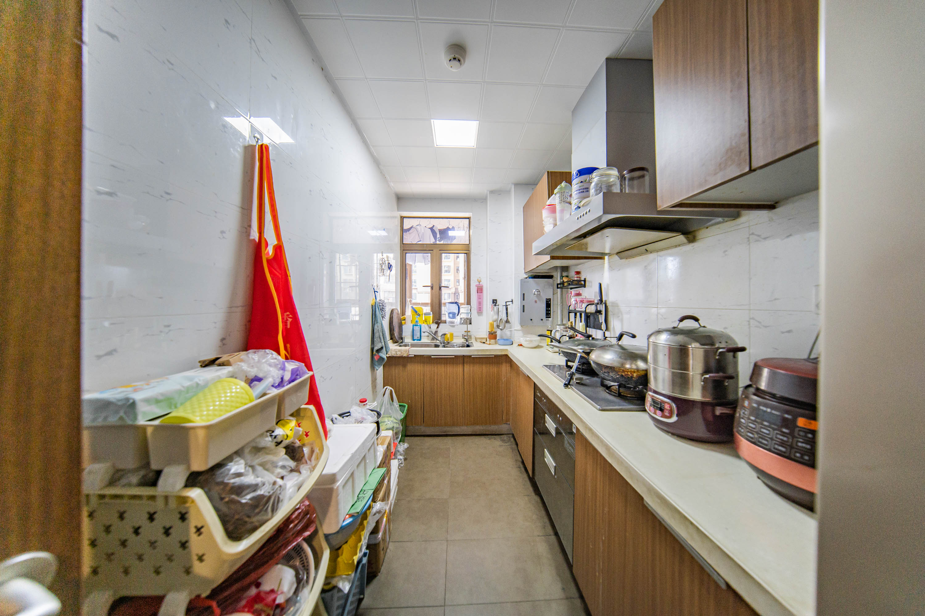 江山帝景哈佛  3室2厅2卫    138.8万厨房