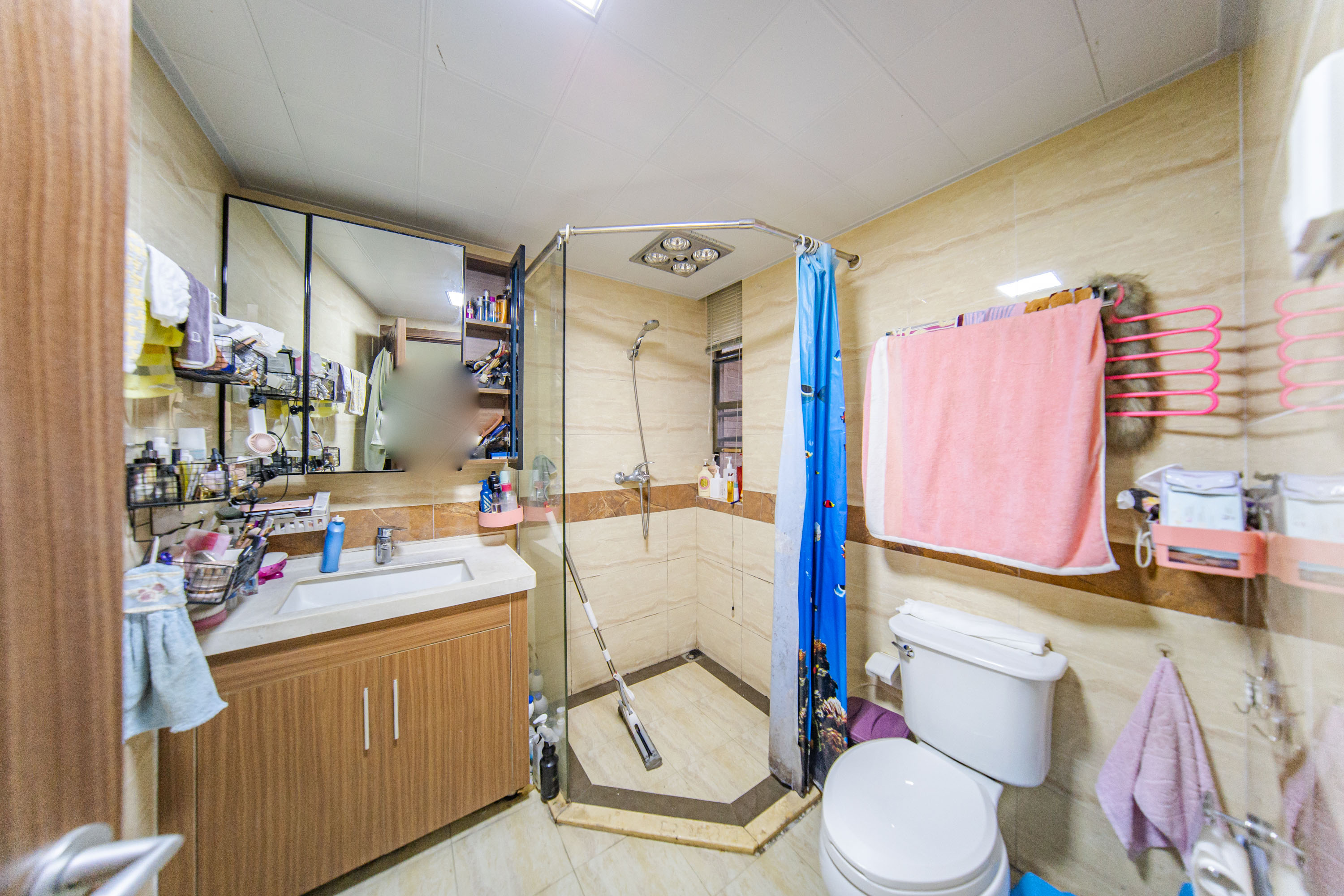 江山帝景哈佛  3室2厅2卫    138.8万卫生间