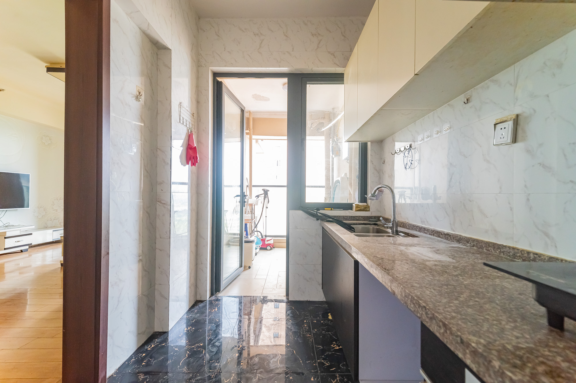 碧桂园威尼斯城 2室2厅2卫 75.8万 碧桂园威尼斯城 2室2厅2卫 75.8万厨房