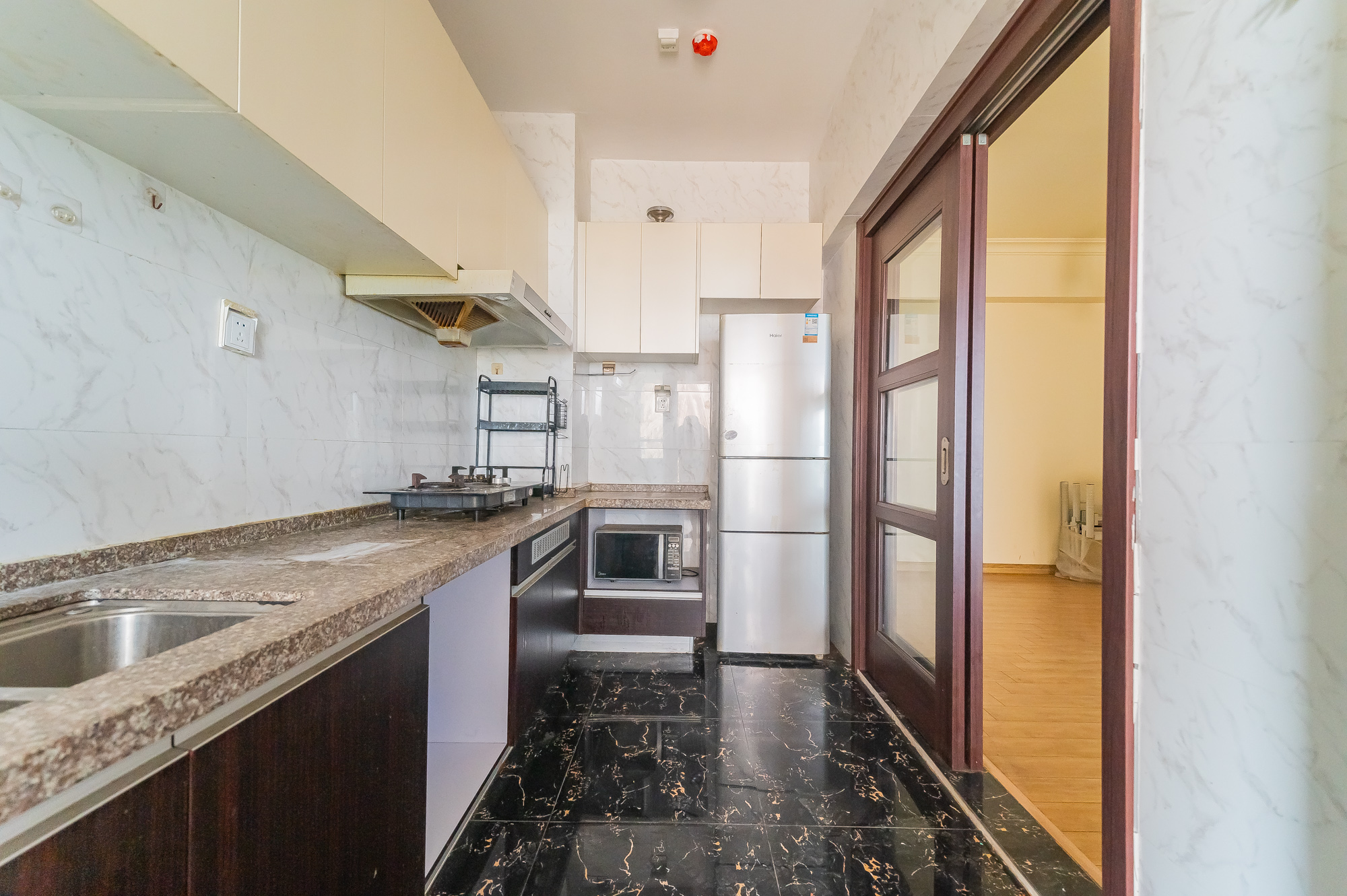 碧桂园威尼斯城 2室2厅2卫 75.8万 碧桂园威尼斯城 2室2厅2卫 75.8万厨房