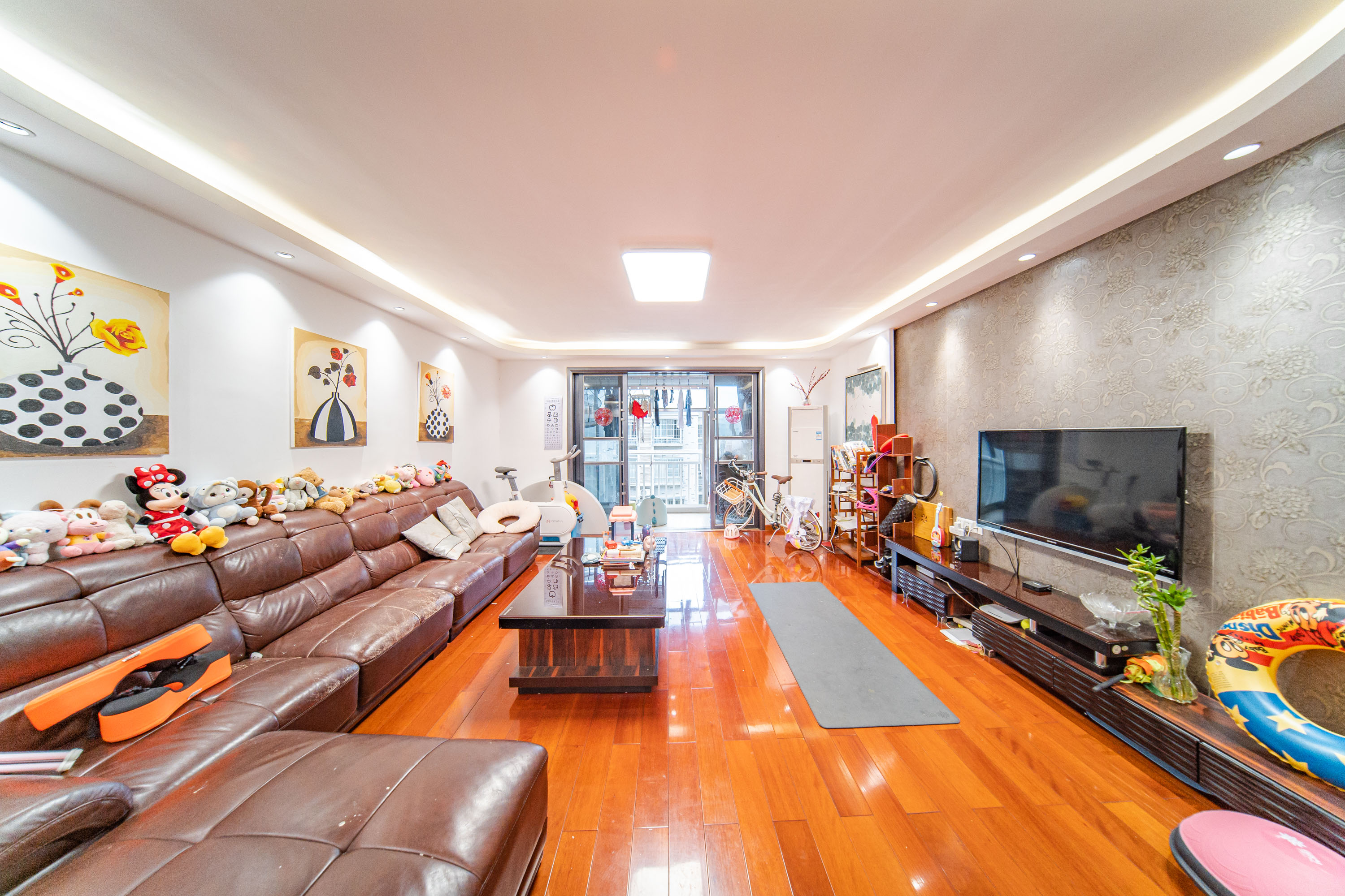 含浦家苑 5室2厅2卫 96.0万 含浦家苑 5室2厅2卫 96.0万客厅