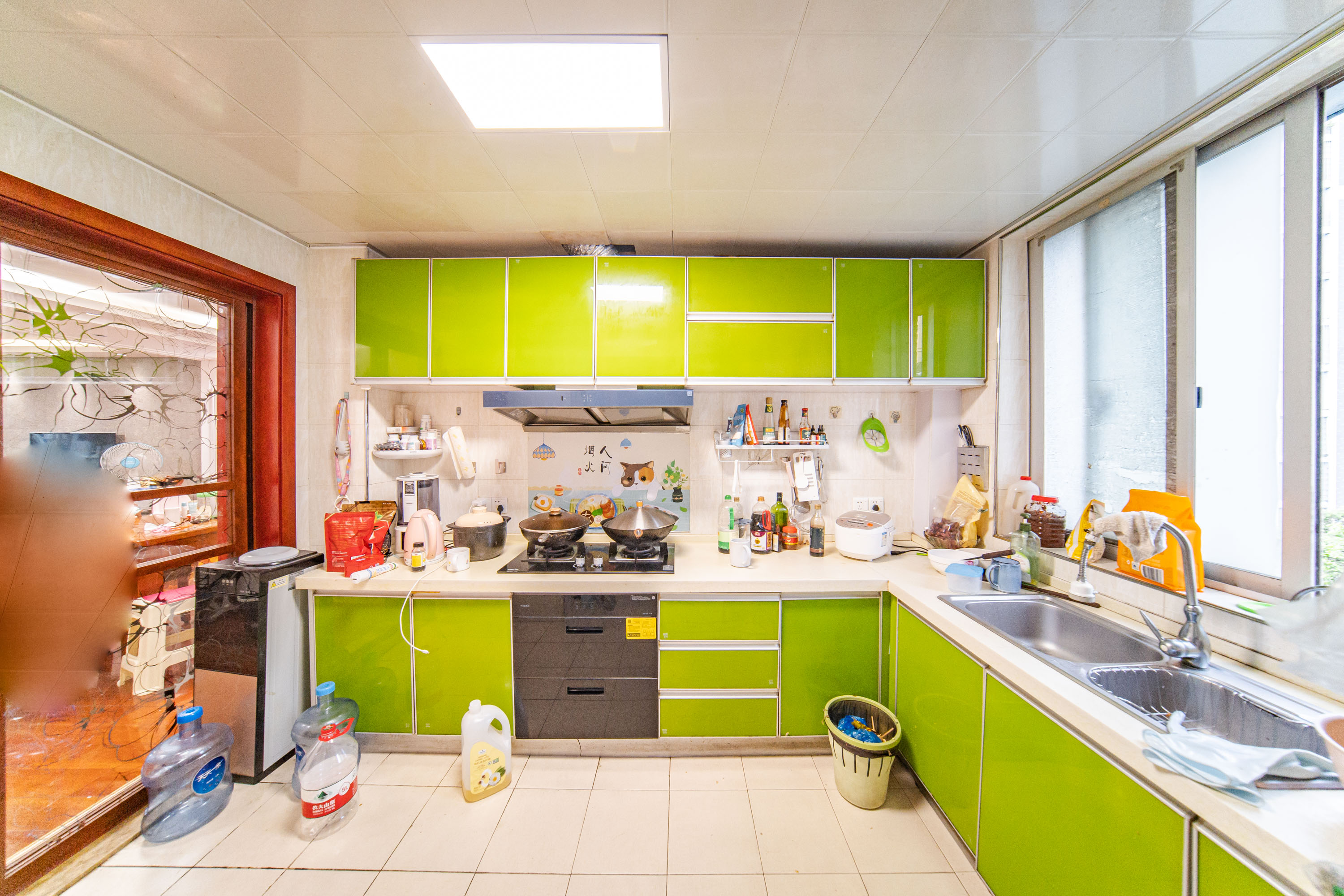 含浦家苑 5室2厅2卫 96.0万 含浦家苑 5室2厅2卫 96.0万厨房