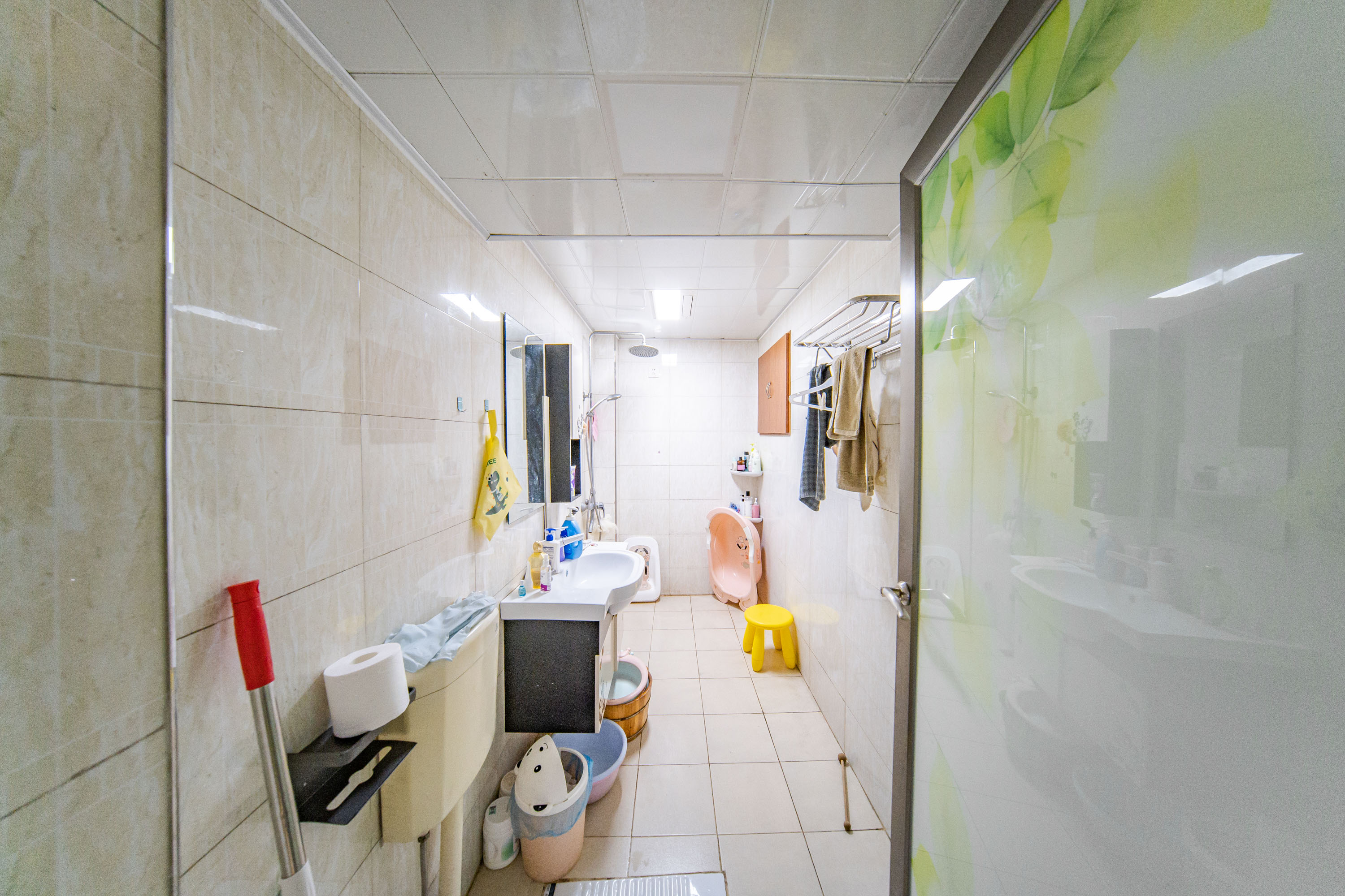 含浦家苑 5室2厅2卫 96.0万 含浦家苑 5室2厅2卫 96.0万卫生间