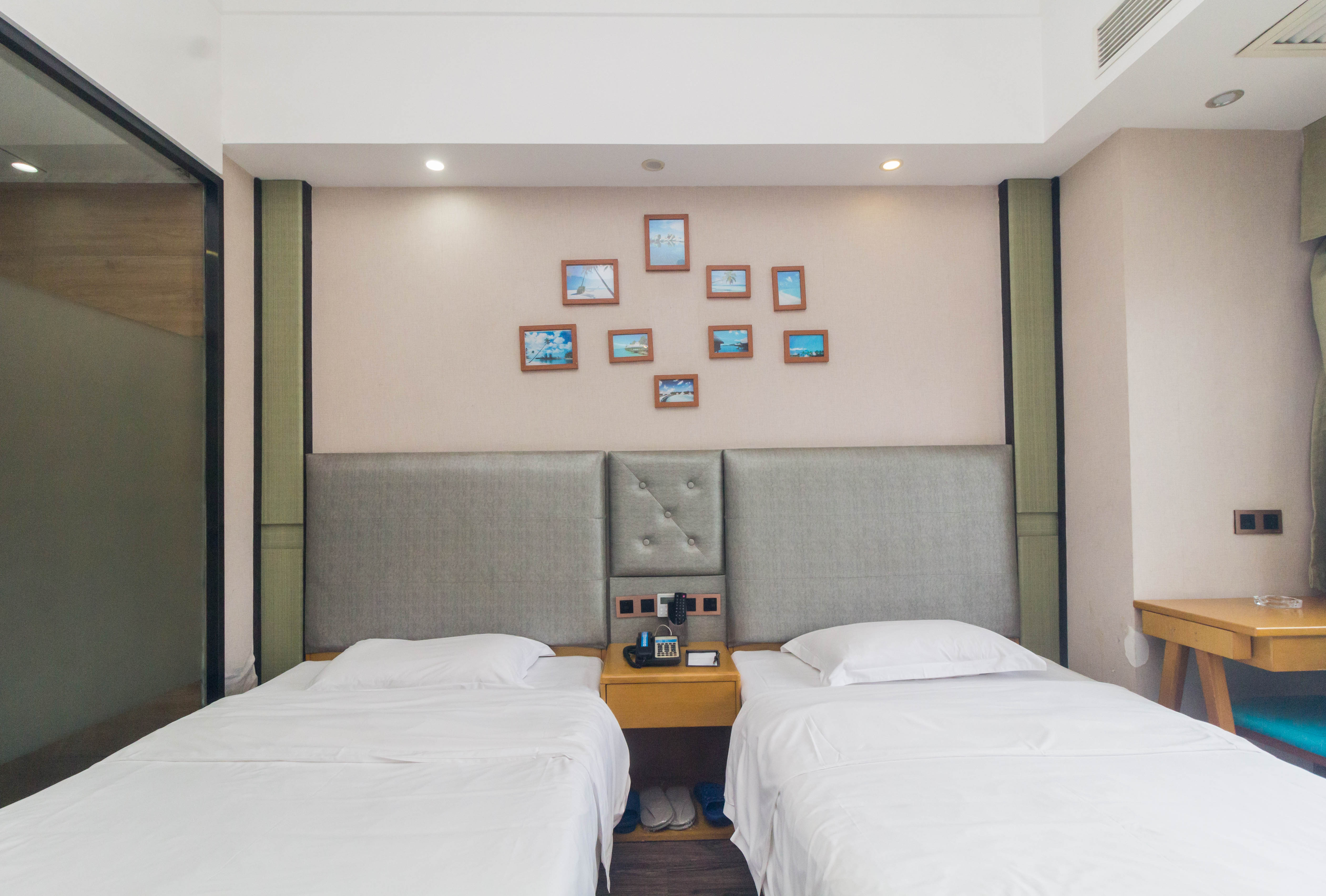 佐佑大厦  1室1厅1卫    18.0万 佐佑大厦  1室1厅1卫    18.0万客厅