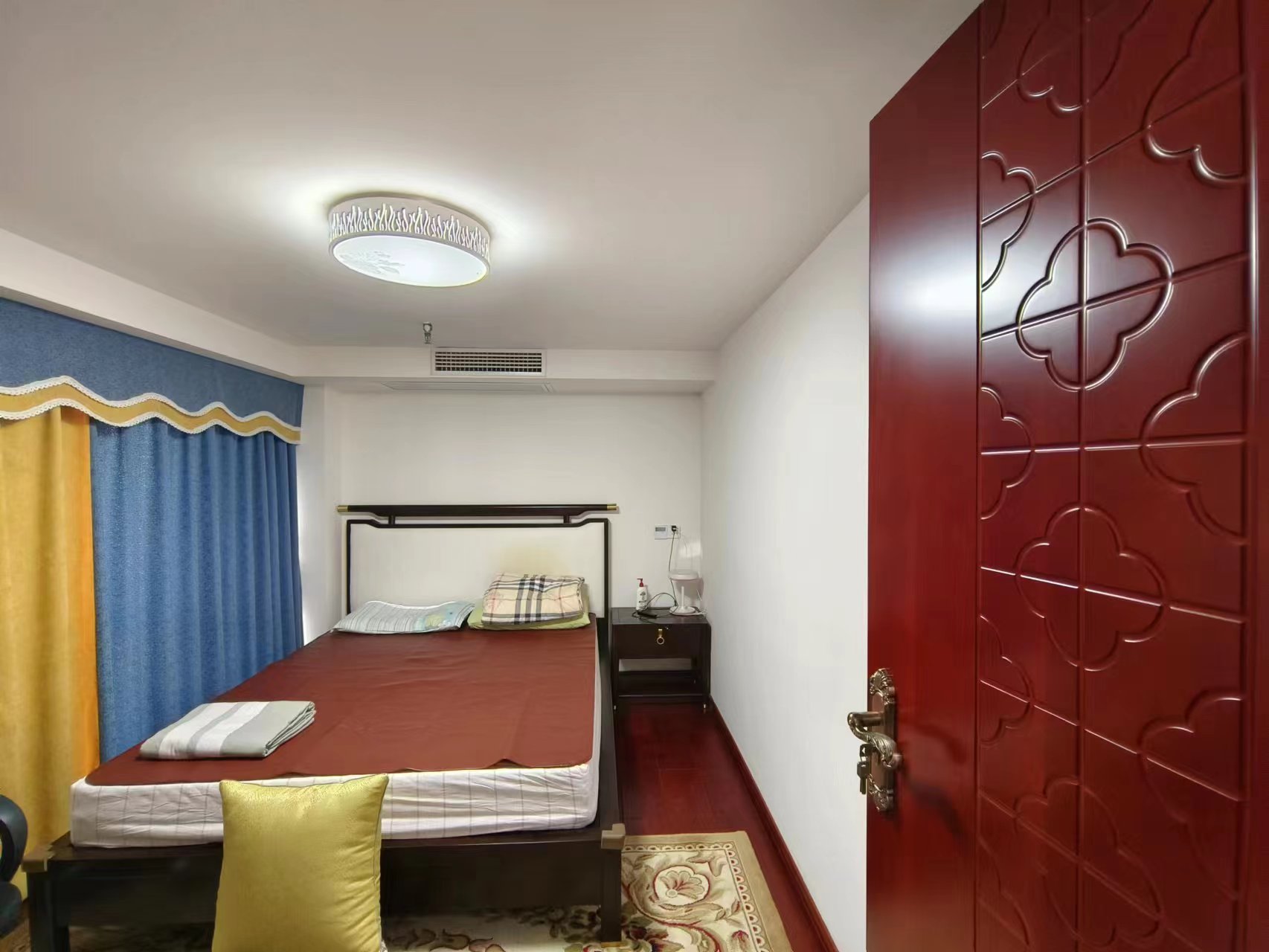 九八缔景城  2室2厅2卫    75.0万 九八缔景城  2室2厅2卫    75.0万室内图