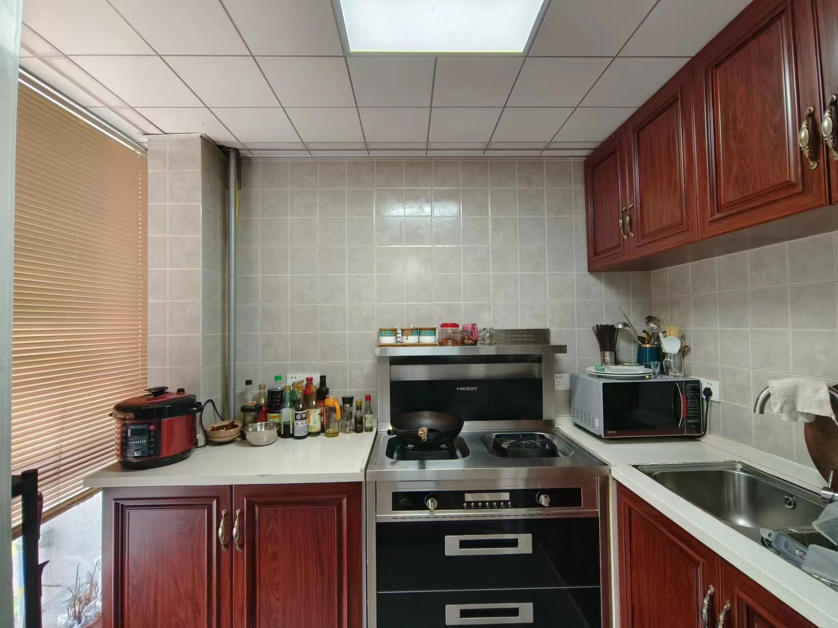 九八缔景城  2室2厅2卫    75.0万 九八缔景城  2室2厅2卫    75.0万室内图