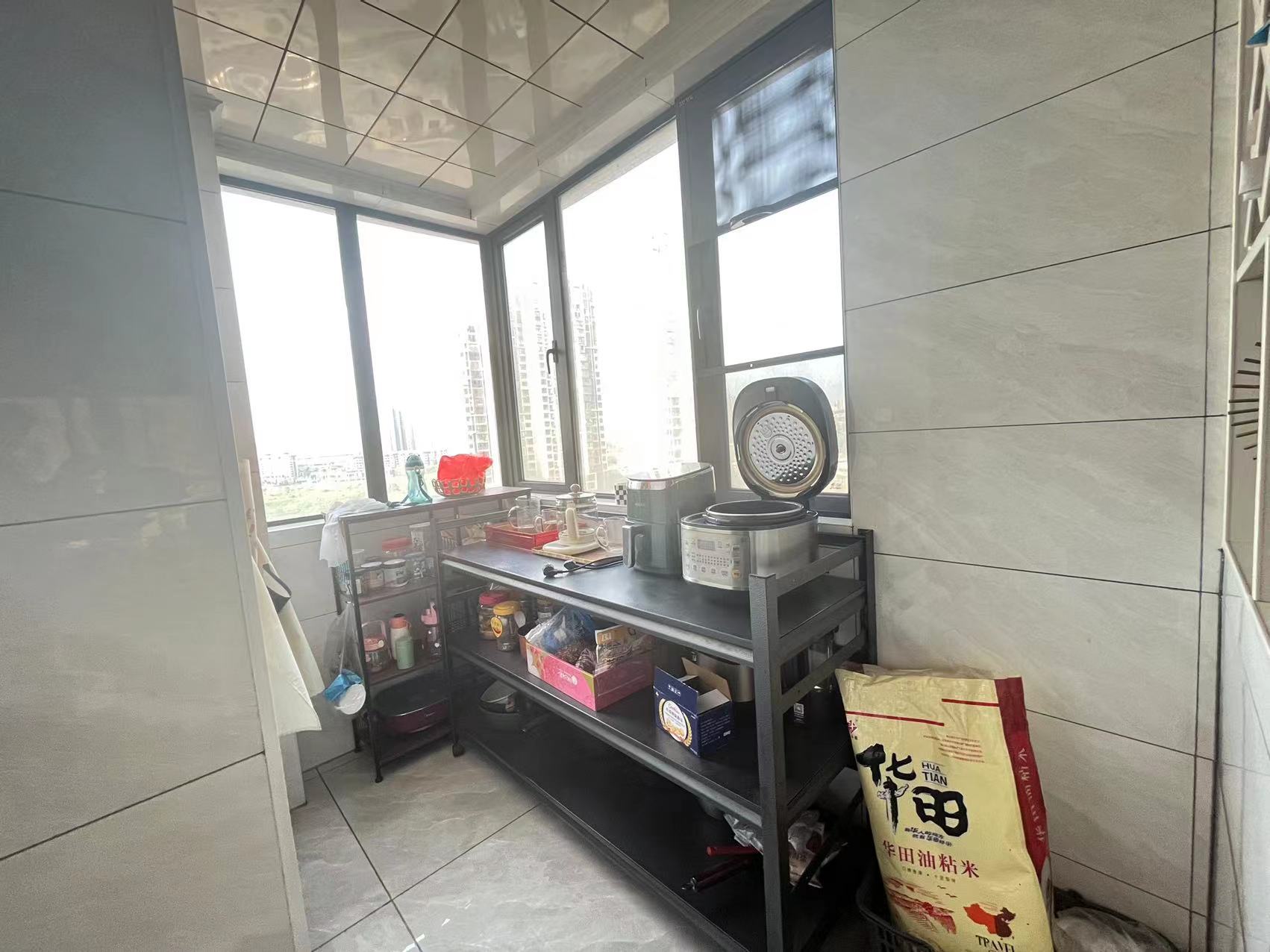 新桂广场 3室2厅2卫 94.8万 新桂广场 3室2厅2卫 94.8万室内图