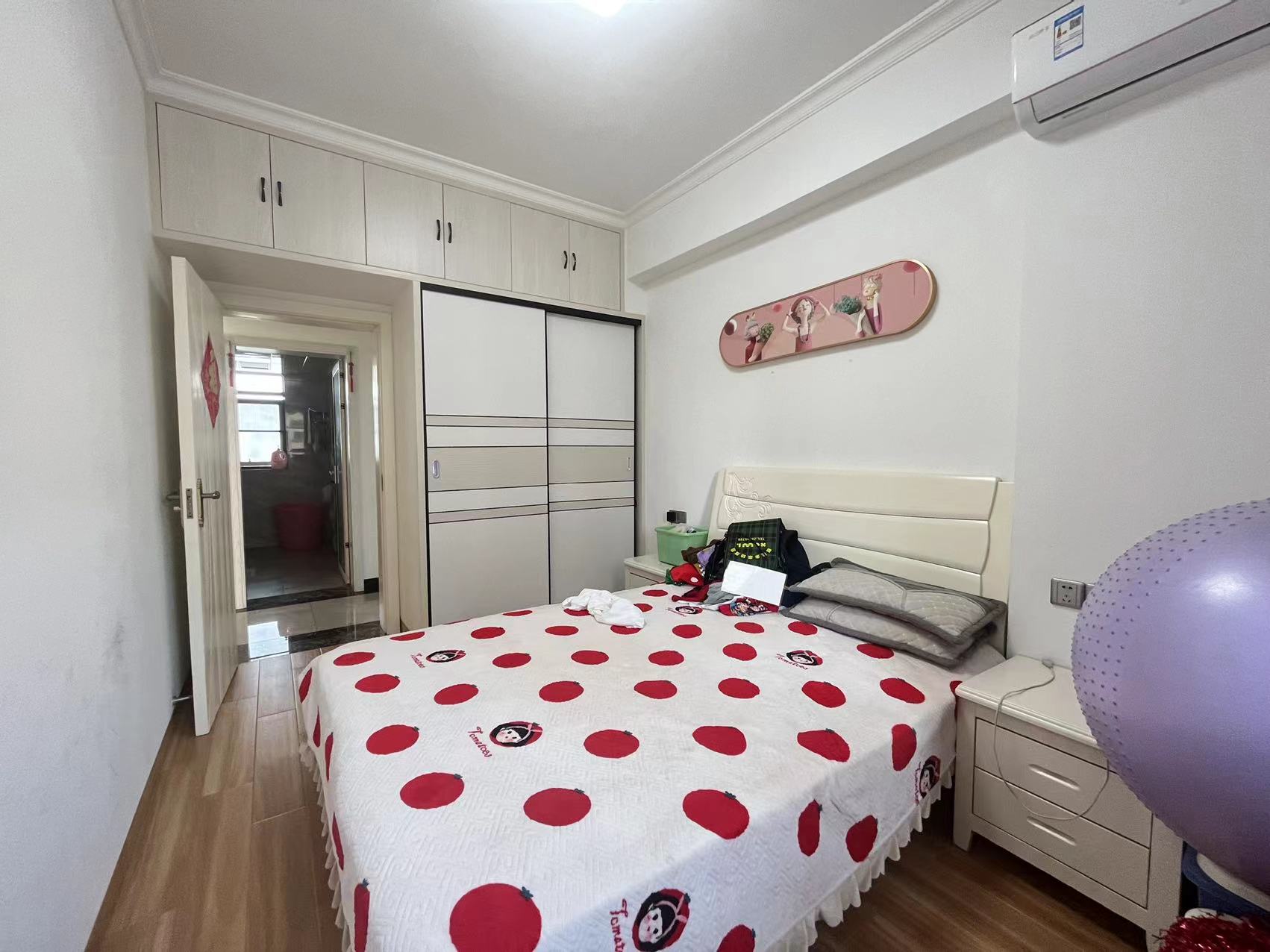 新桂广场 3室2厅2卫 94.8万 新桂广场 3室2厅2卫 94.8万室内图