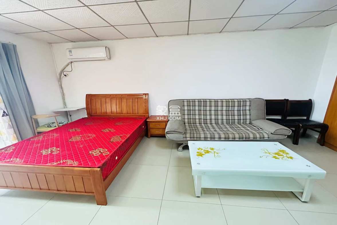 中瀚财富广场 1室0厅1卫 16.80万 中瀚财富广场 1室0厅1卫 16.80万客厅