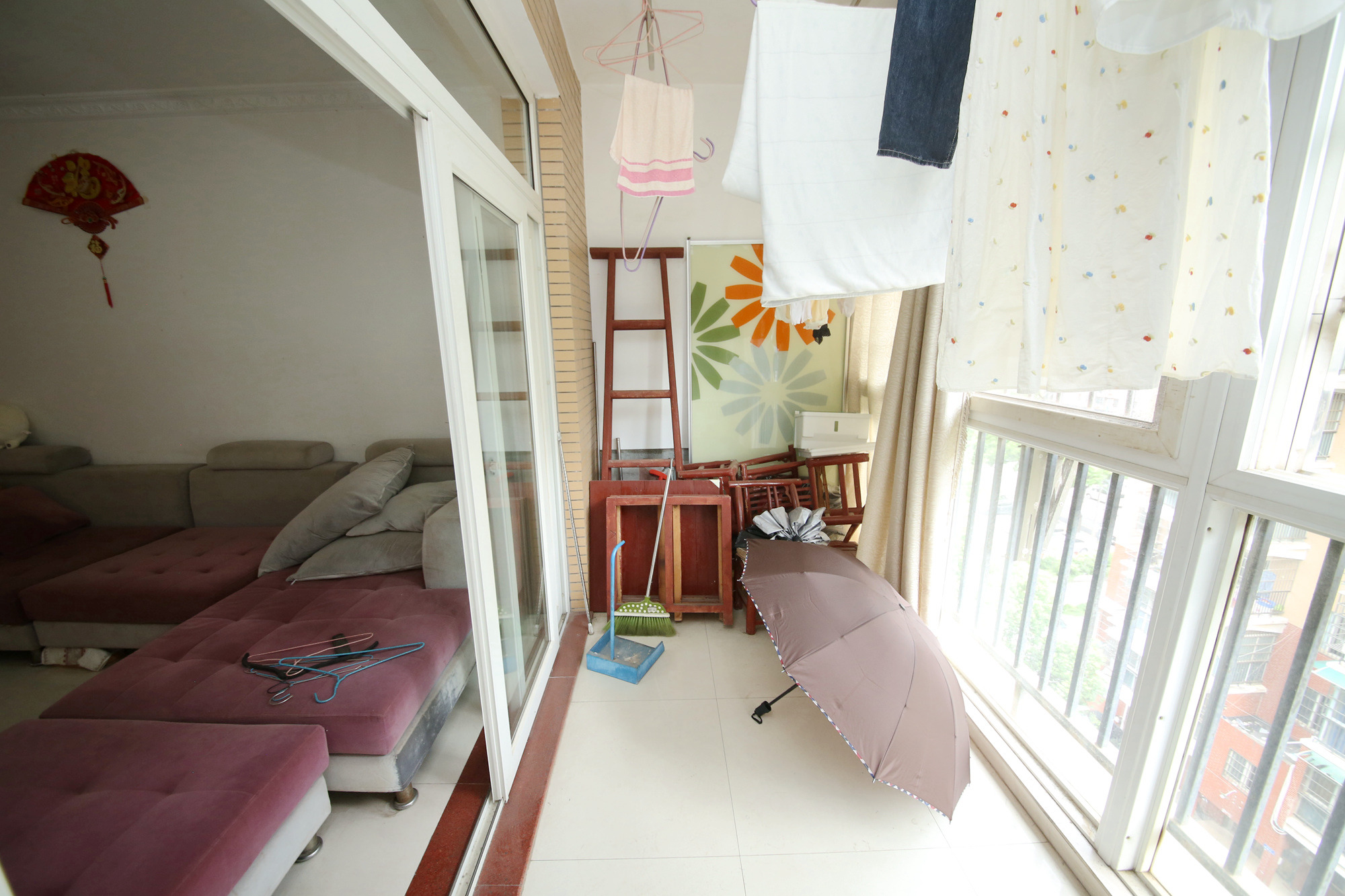 东南雅苑  3室2厅2卫   106.00万阳台
