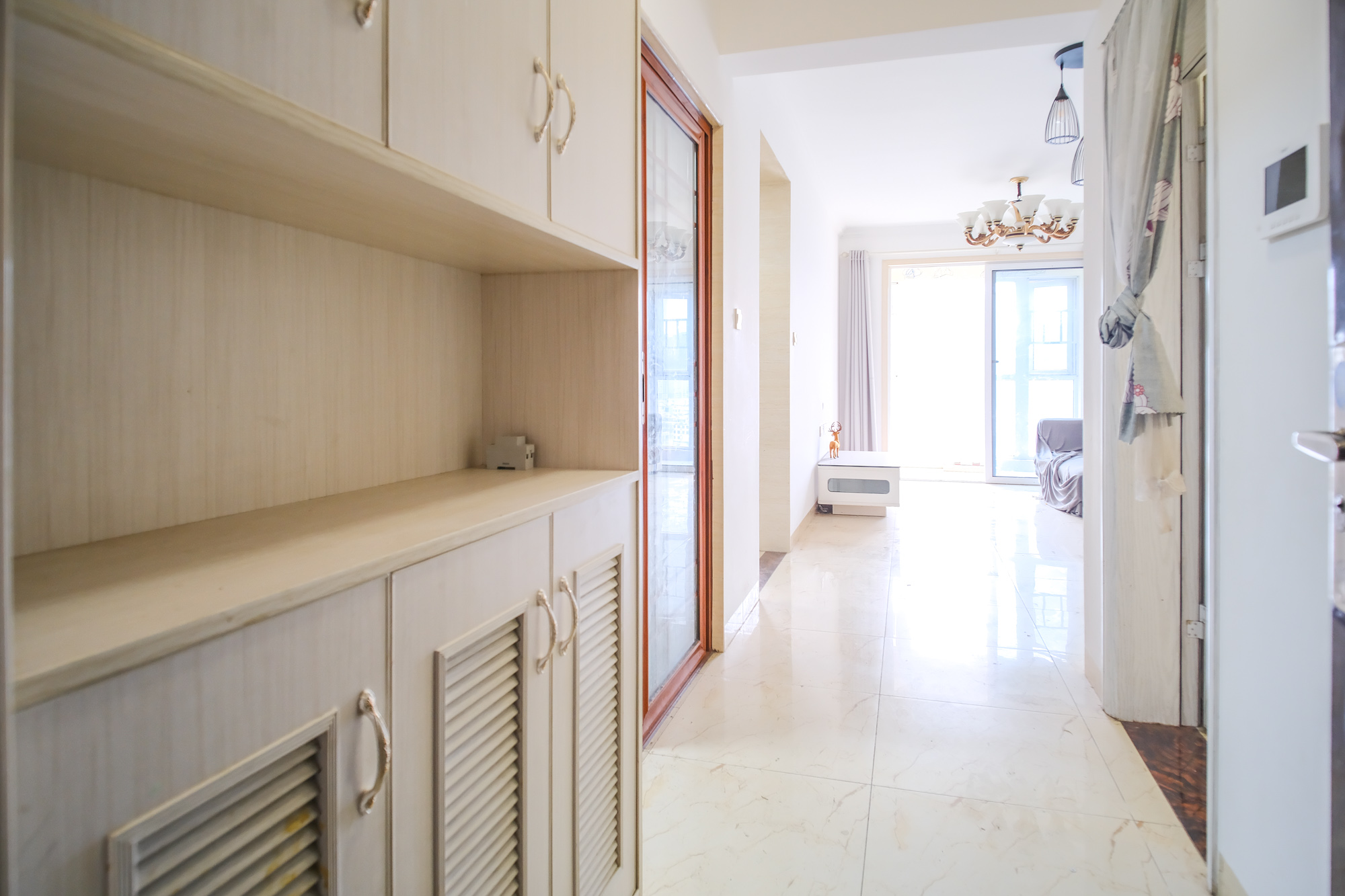 荣盛花语城 2室2厅1卫 56.8万 荣盛花语城 2室2厅1卫 56.8万其他