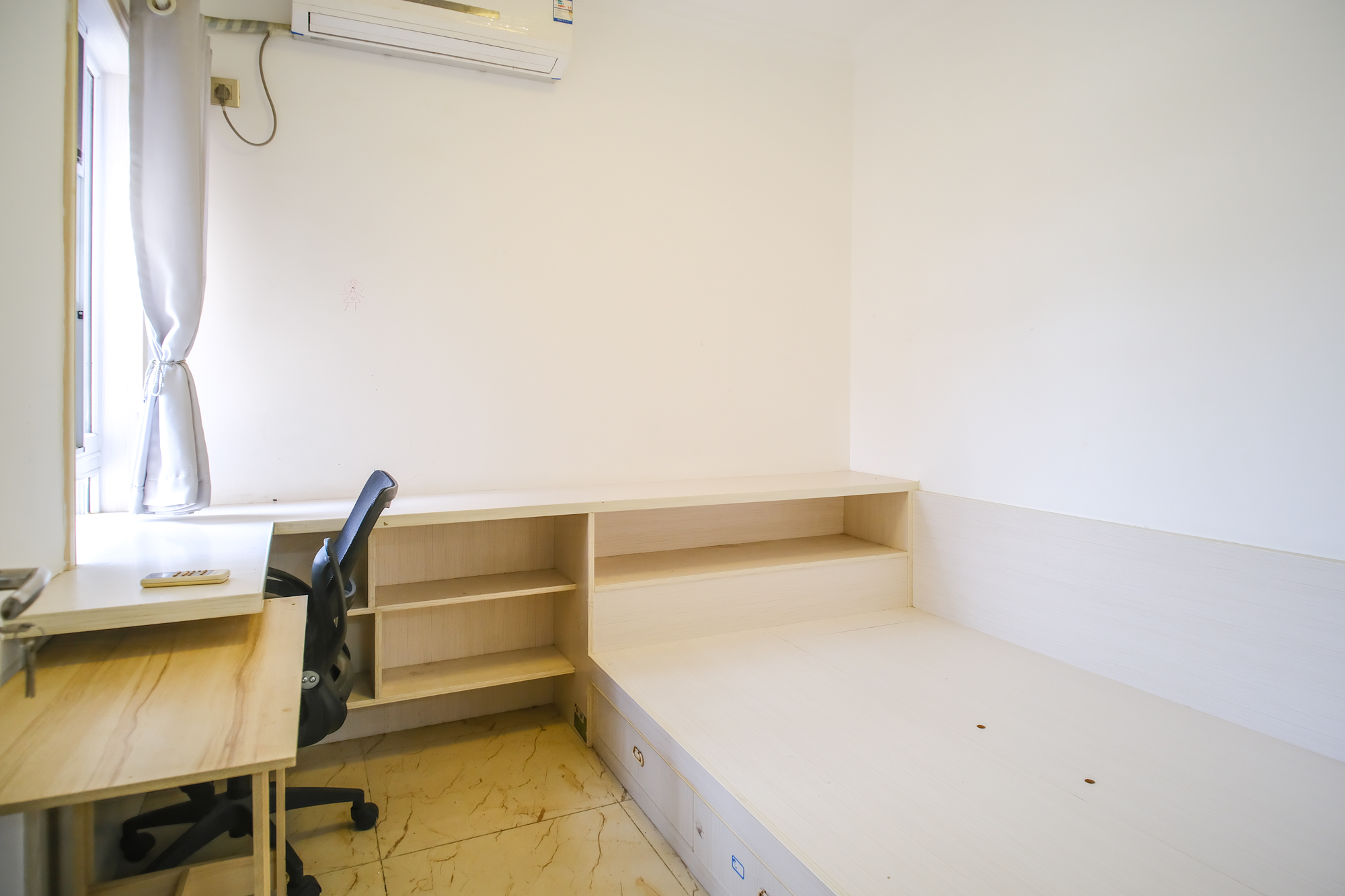 荣盛花语城 2室2厅1卫 56.8万 荣盛花语城 2室2厅1卫 56.8万卧室