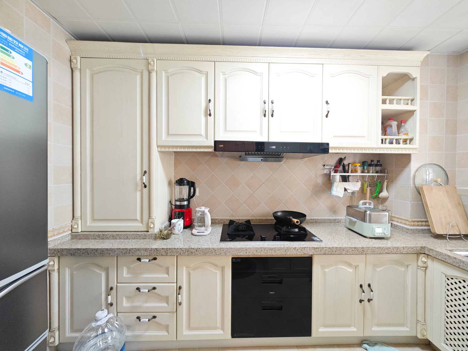 鑫远湘府华城  5室2厅2卫    235.0万厨房