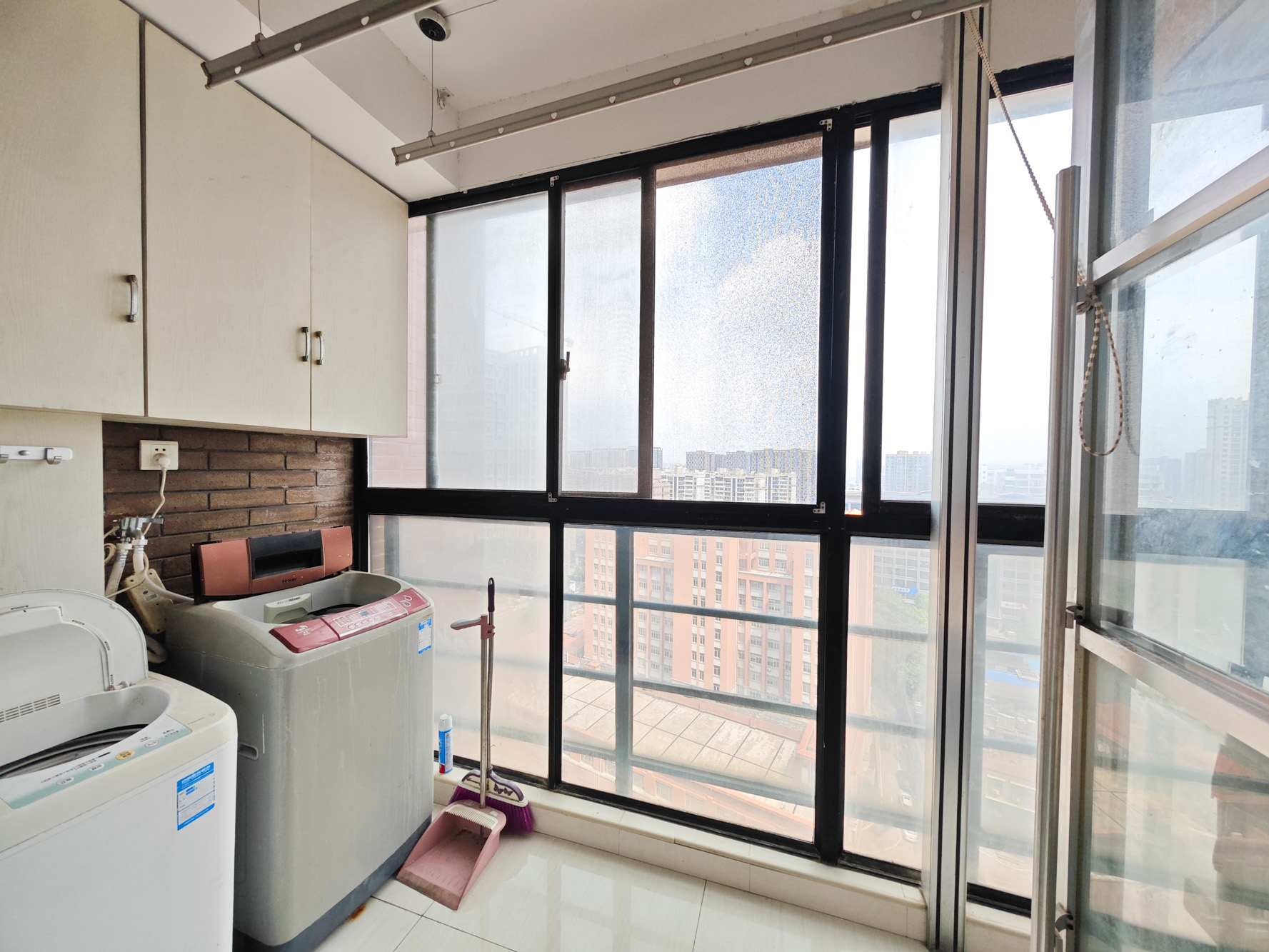 鑫远湘府华城  4室2厅2卫    184.0万其他