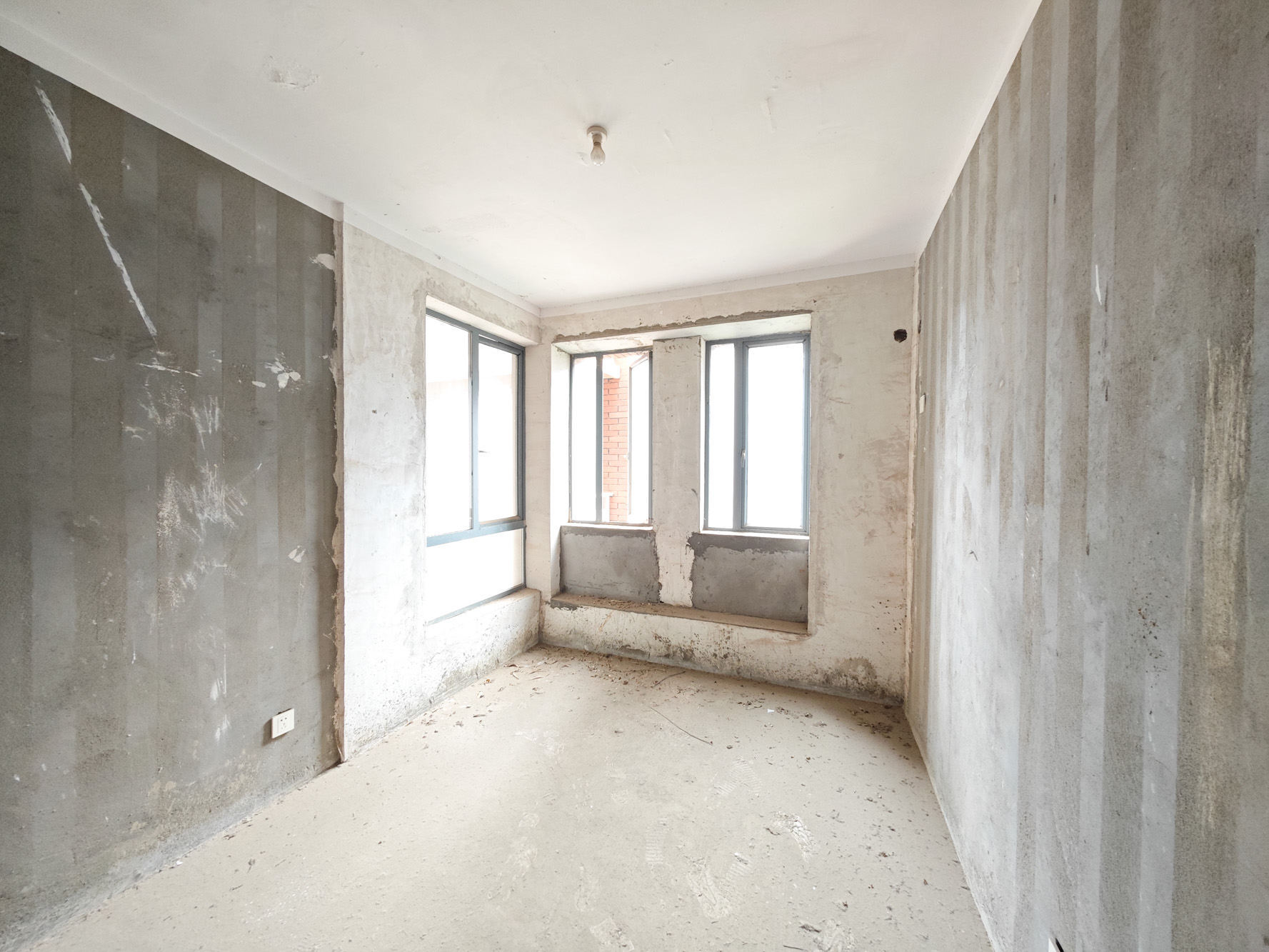 奥林匹克花园 4室2厅2卫 149.0万 奥林匹克花园 4室2厅2卫 149.0万卧室