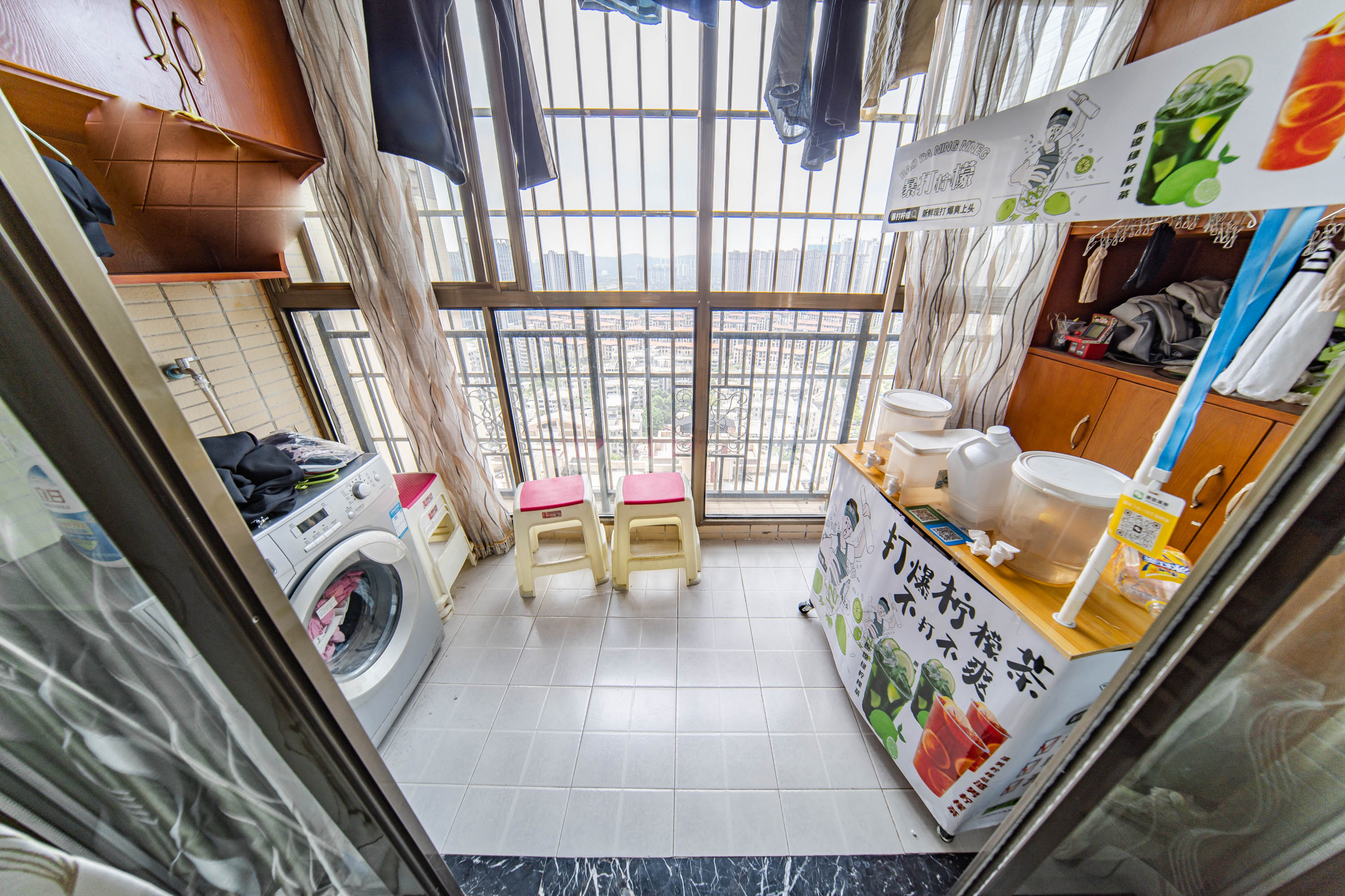 江山帝景雅典  3室2厅2卫   99.80万其他