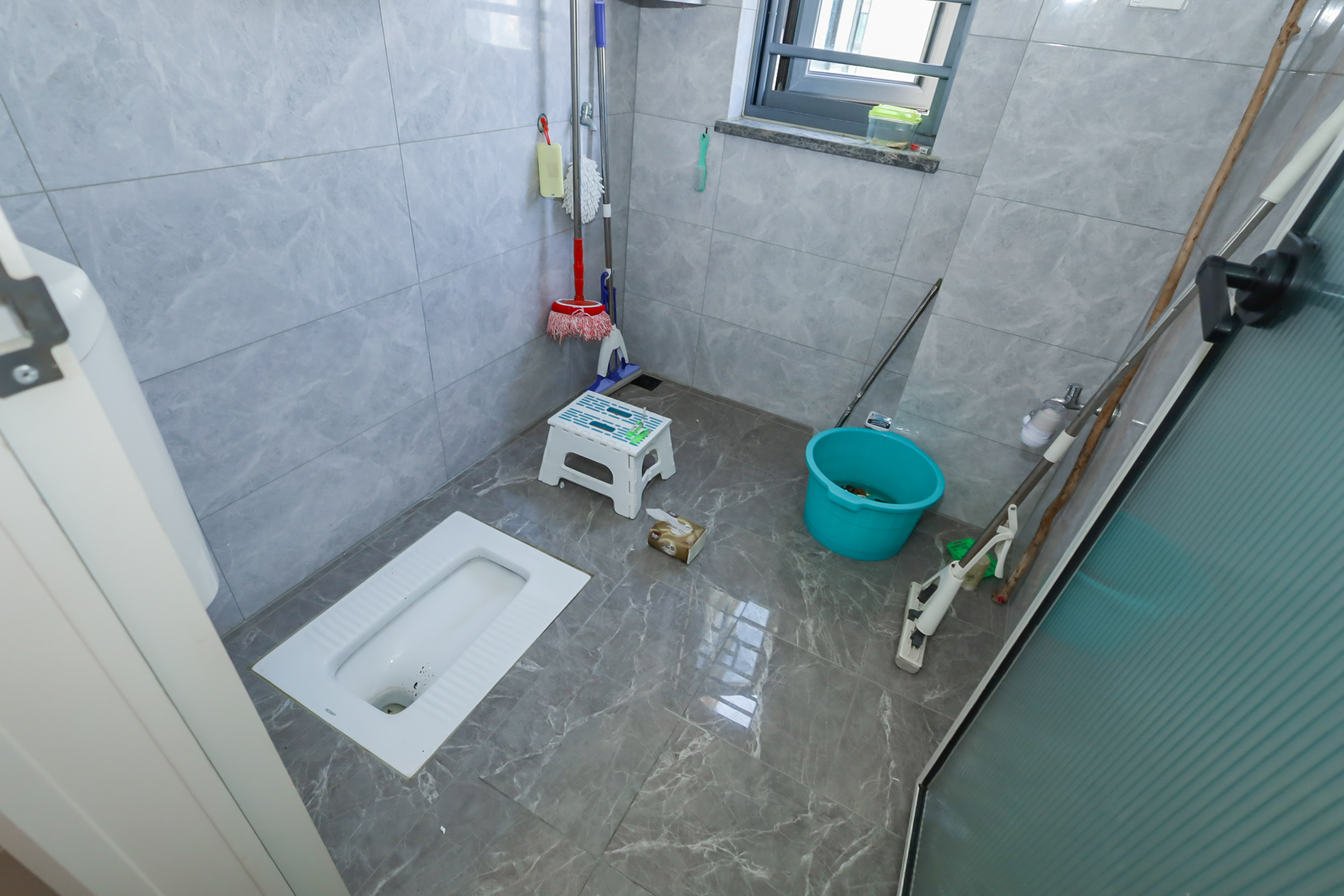 保利西海岸B区  3室3厅2卫    319.99万卫生间