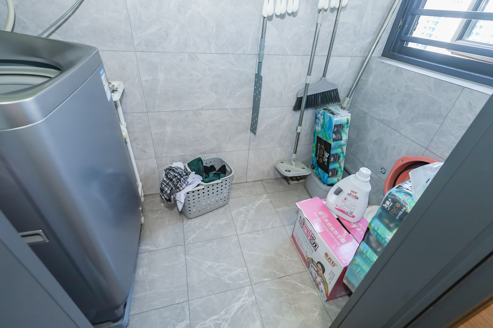 保利西海岸B区  3室3厅2卫    319.99万阳台
