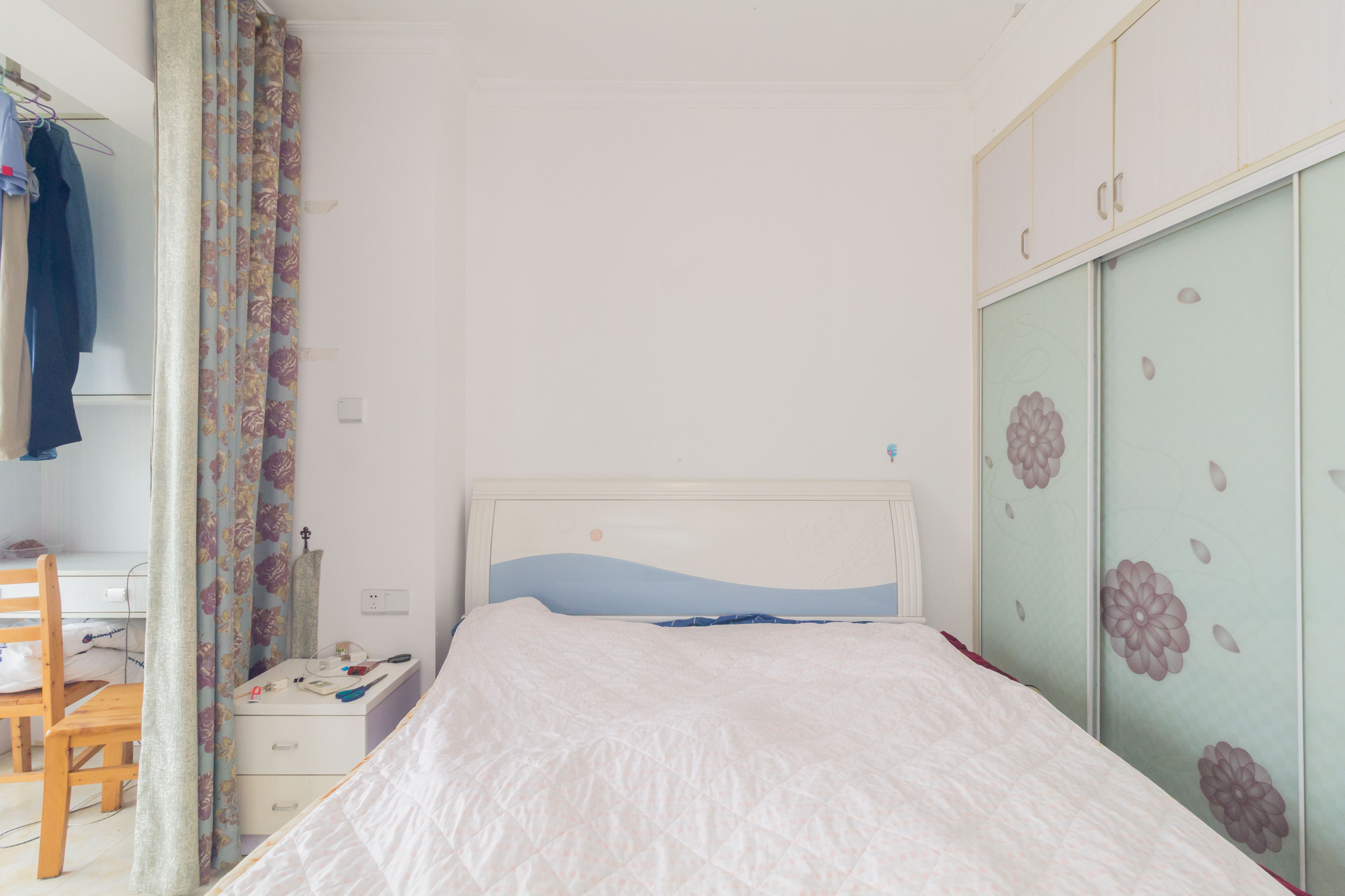 华天LOHO小镇 1室1厅1卫 22.00万 华天LOHO小镇 1室1厅1卫 22.00万卧室