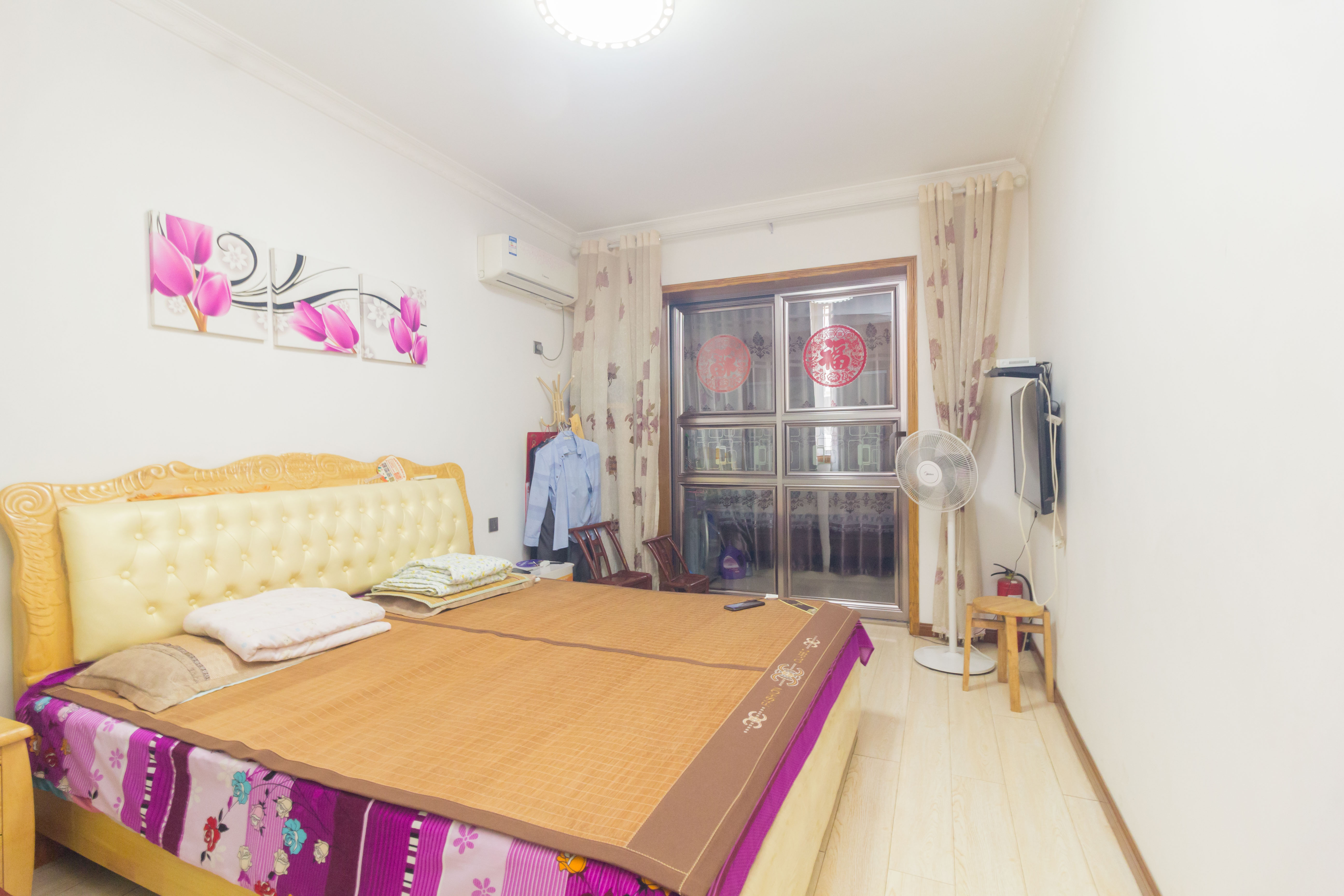 榔梨综合市场  3室2厅2卫    63.8万 榔梨综合市场  3室2厅2卫    63.8万卧室