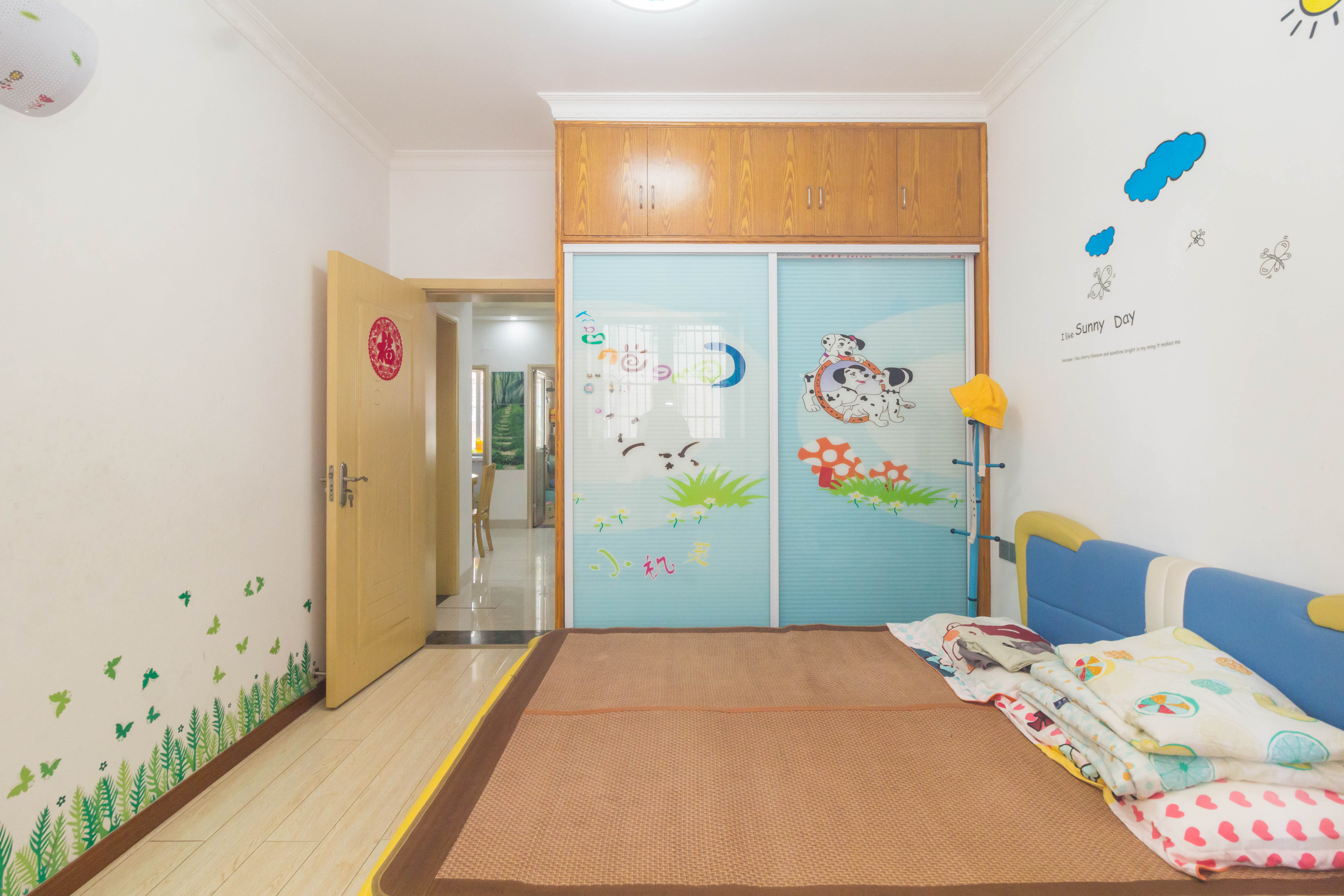 榔梨综合市场  3室2厅2卫    63.8万 榔梨综合市场  3室2厅2卫    63.8万卧室