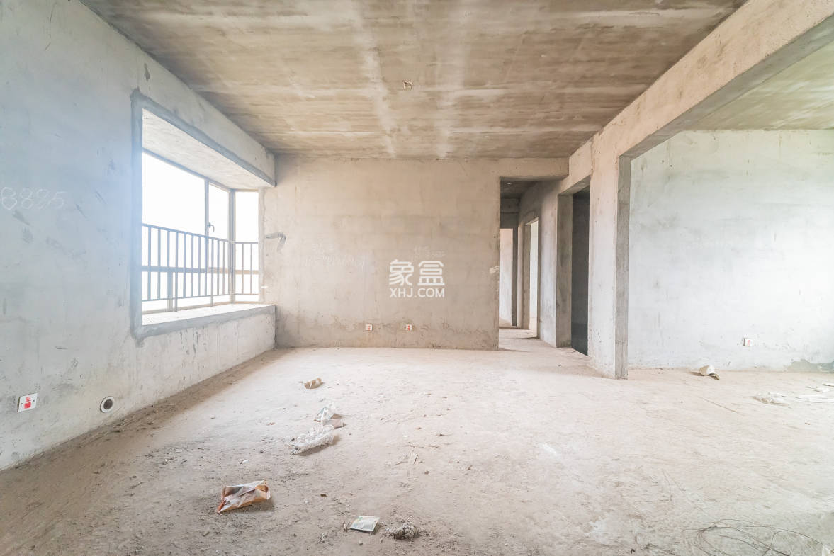 碧桂园威尼斯城 4室2厅2卫 97.0万 碧桂园威尼斯城 4室2厅2卫 97.0万客厅