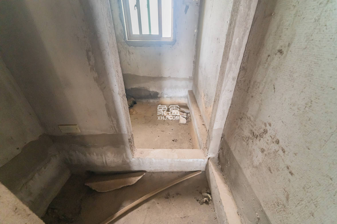 碧桂园威尼斯城 4室2厅2卫 97.0万 碧桂园威尼斯城 4室2厅2卫 97.0万卫生间