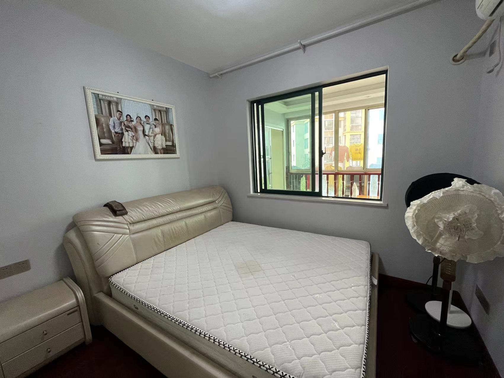 经世皇城 3室2厅2卫 69.0万 经世皇城 3室2厅2卫 69.0万室内图