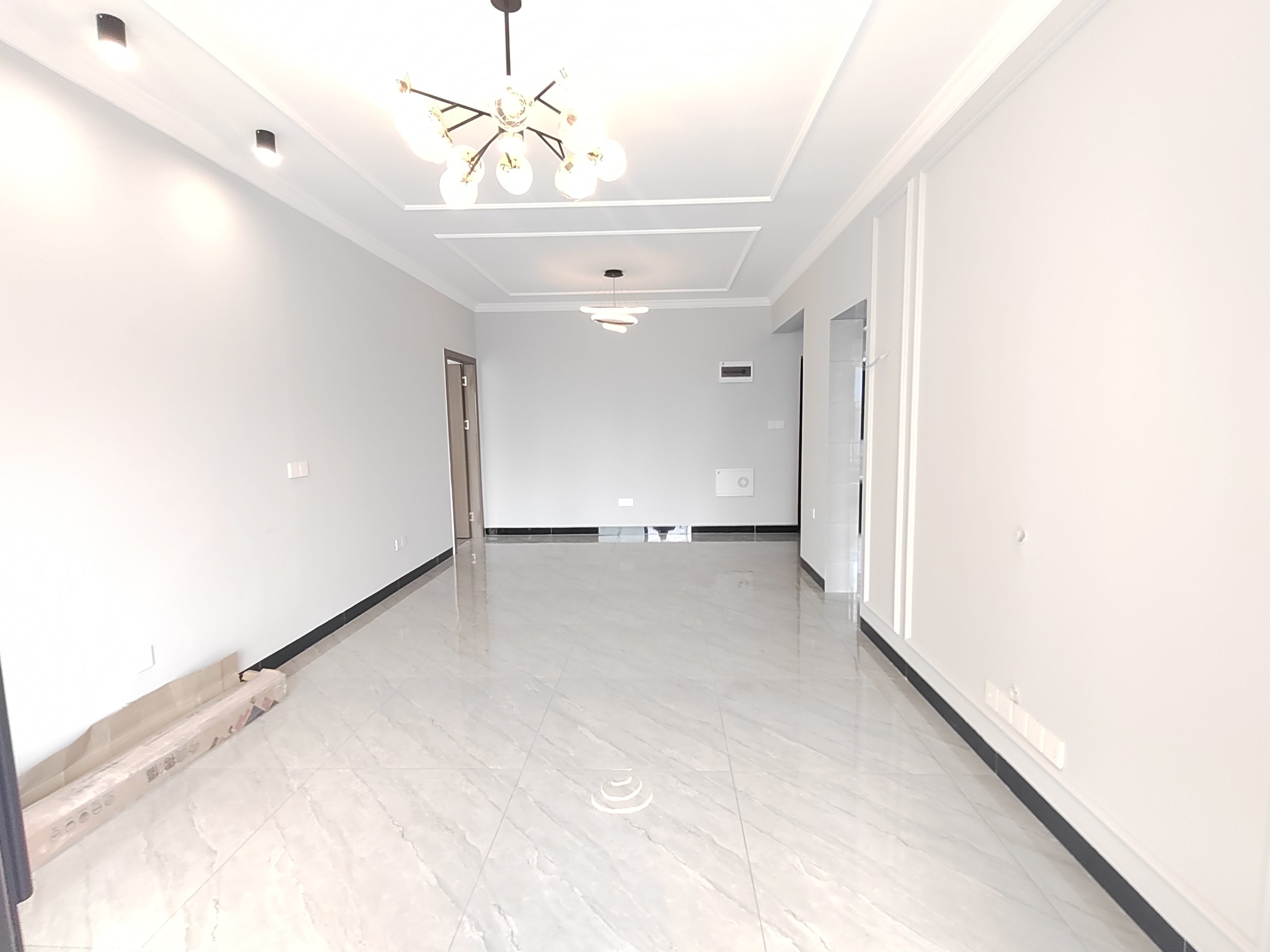 远大生态风景  0室0厅0卫   2500.00元/月户型图