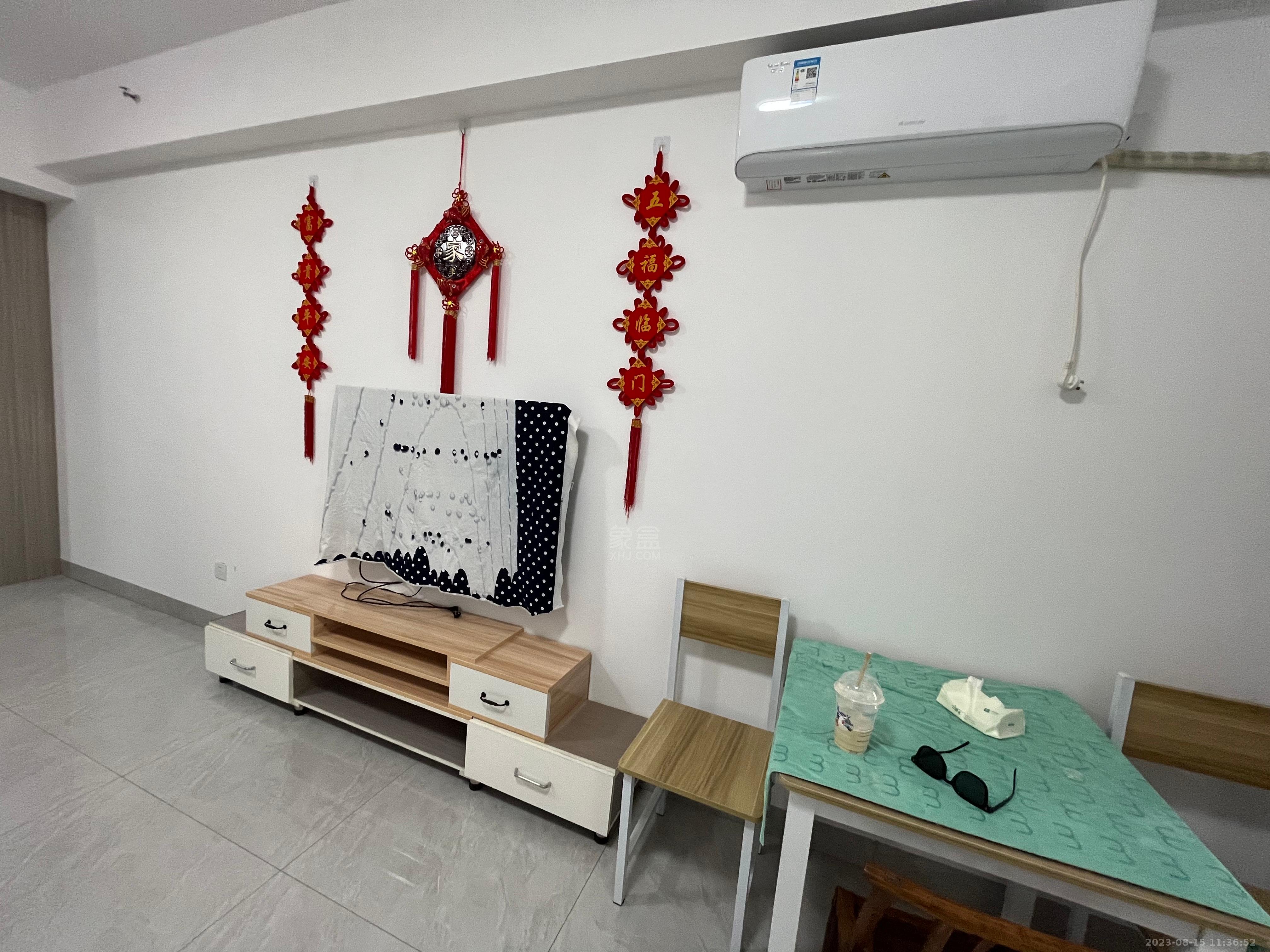 和顺天河广场（型格广场）  1室1厅1卫   1300.00元/月室内图