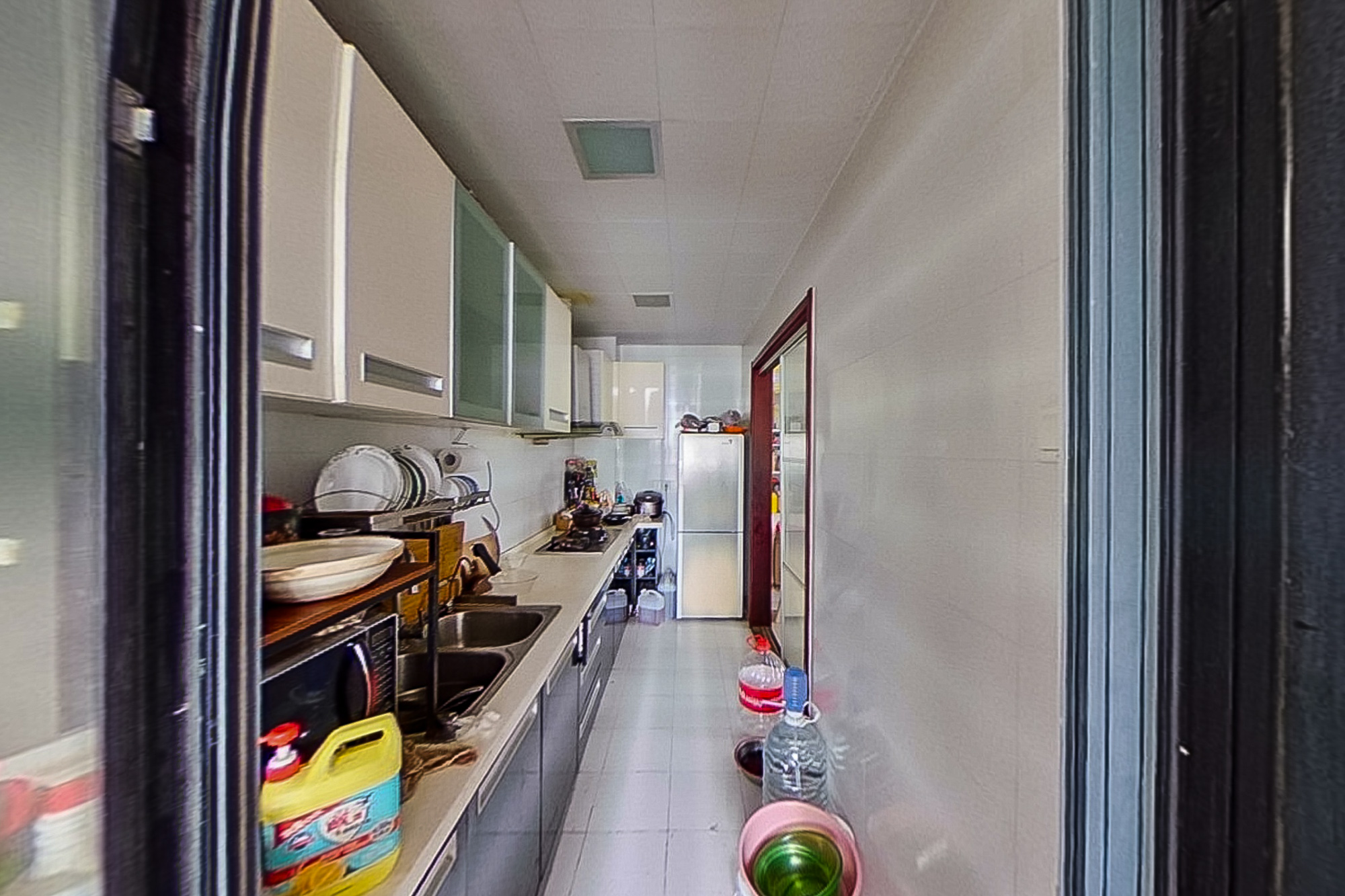 阳光100三期  2室2厅1卫    95.0万厨房